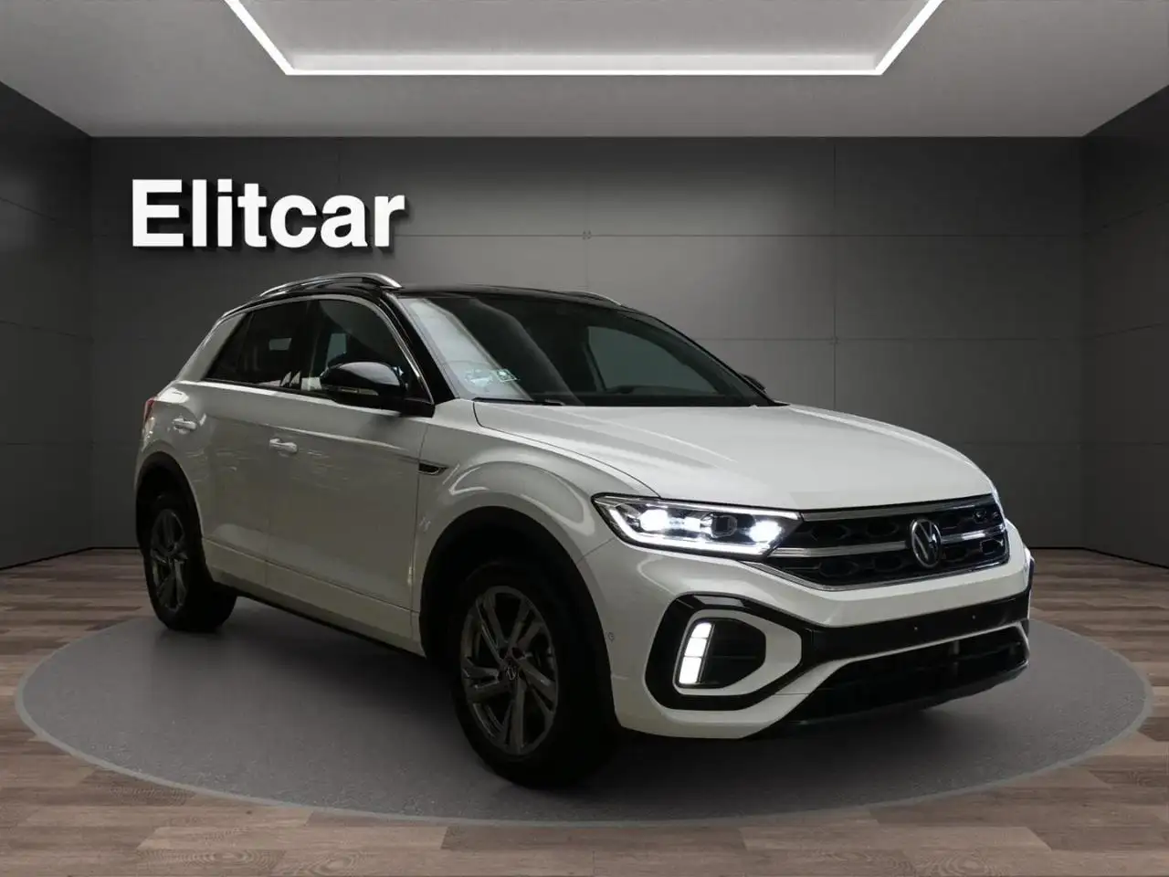 Volkswagen T-Roc 1.5 TSI ACT DSG R-Line 3