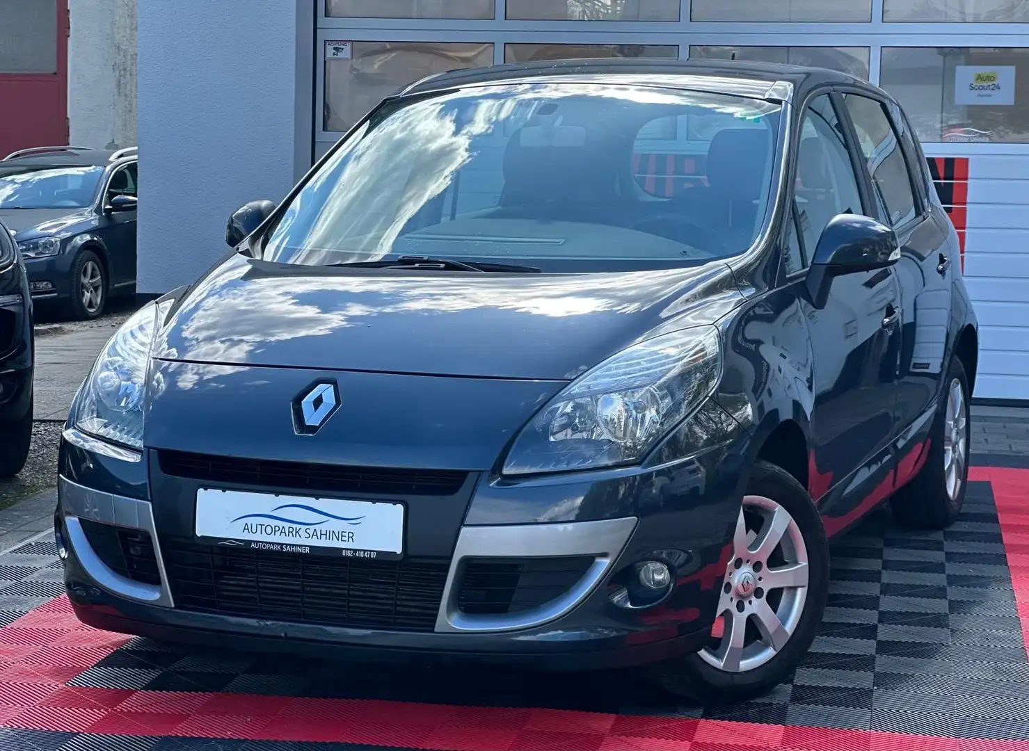 Renault Scenic III Expression Grau - 1