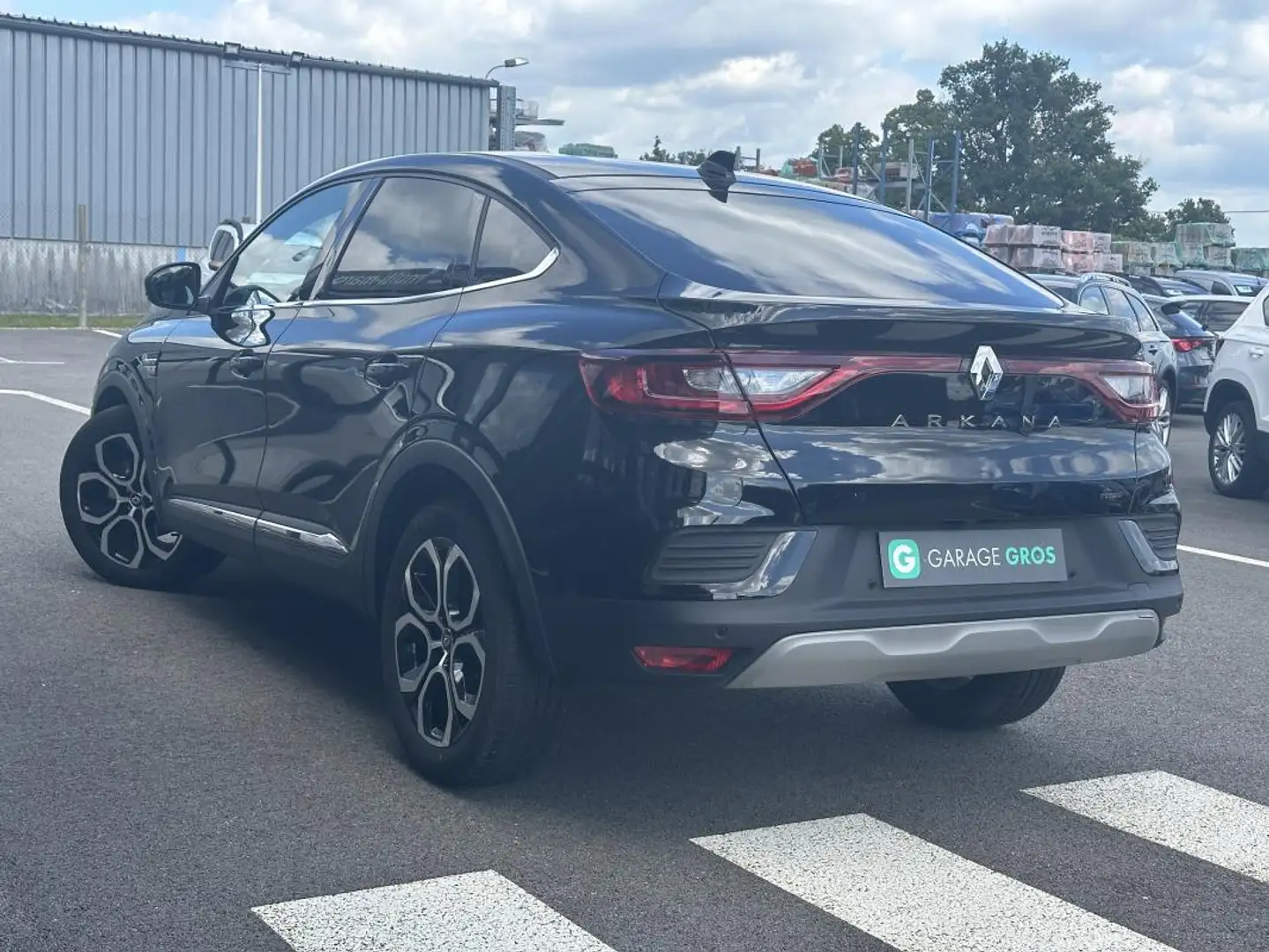 Renault Arkana E-Tech 145 - 22 Techno Fekete - 2