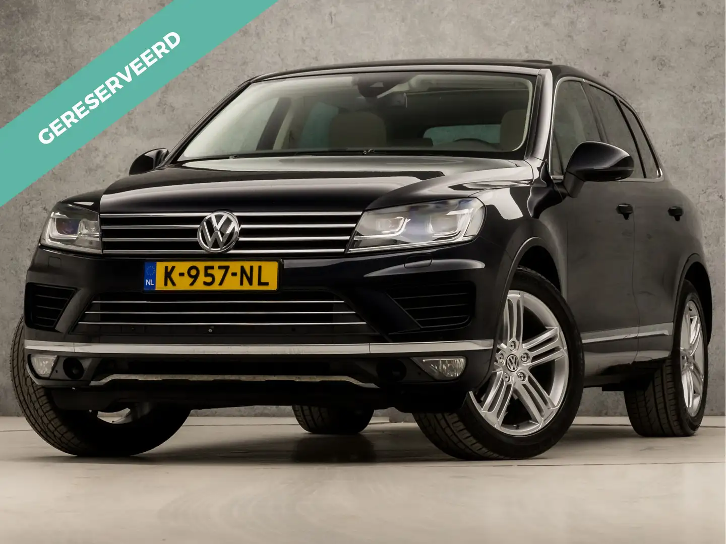 Volkswagen Touareg 3.0 TDI Sport 263Pk Automaat (PANORAMADAK, NAVIGAT Blauw - 1
