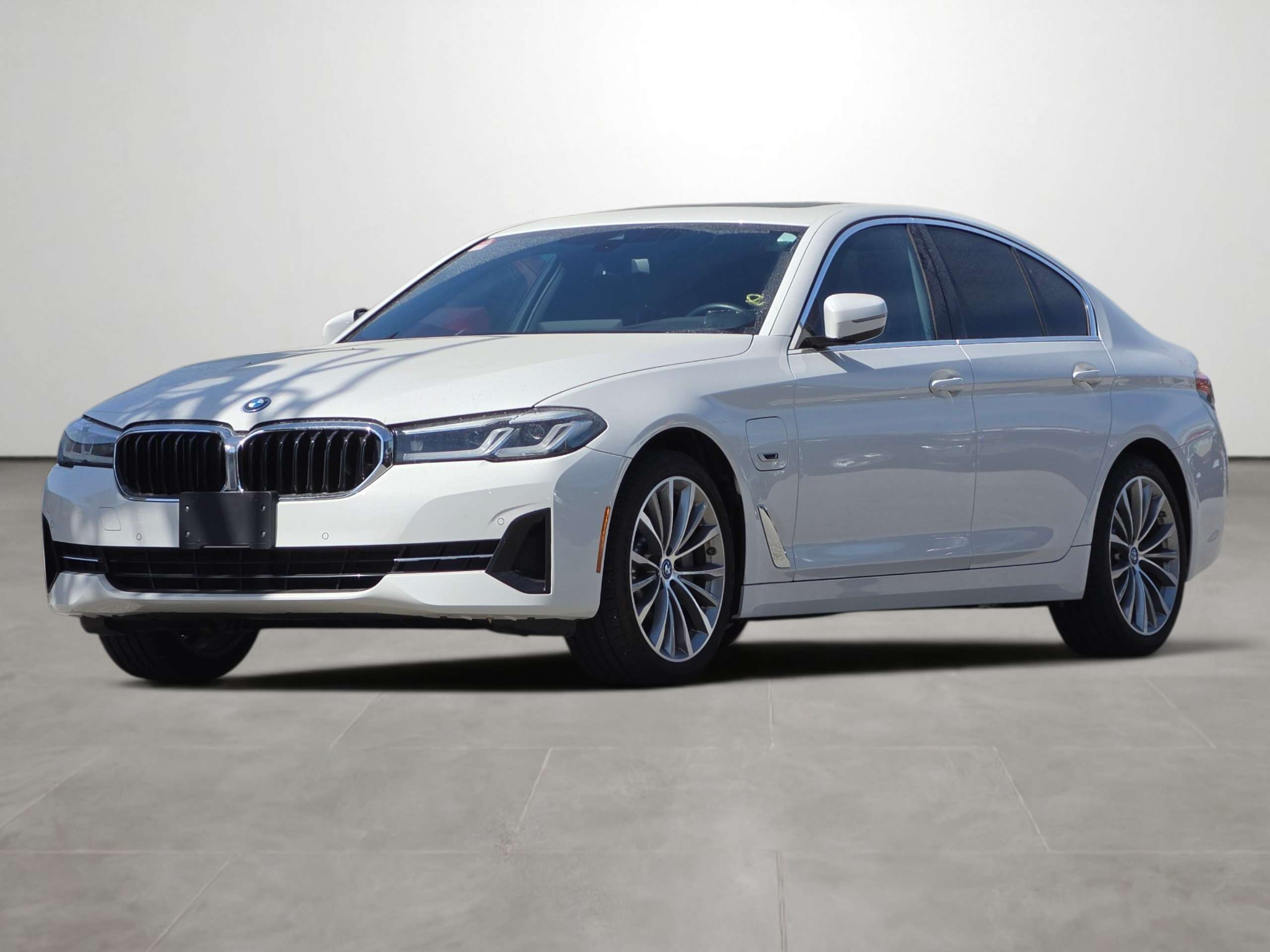 2023 BMW 5 Series 530e iPerformance - Head Up Display, Manager Demo