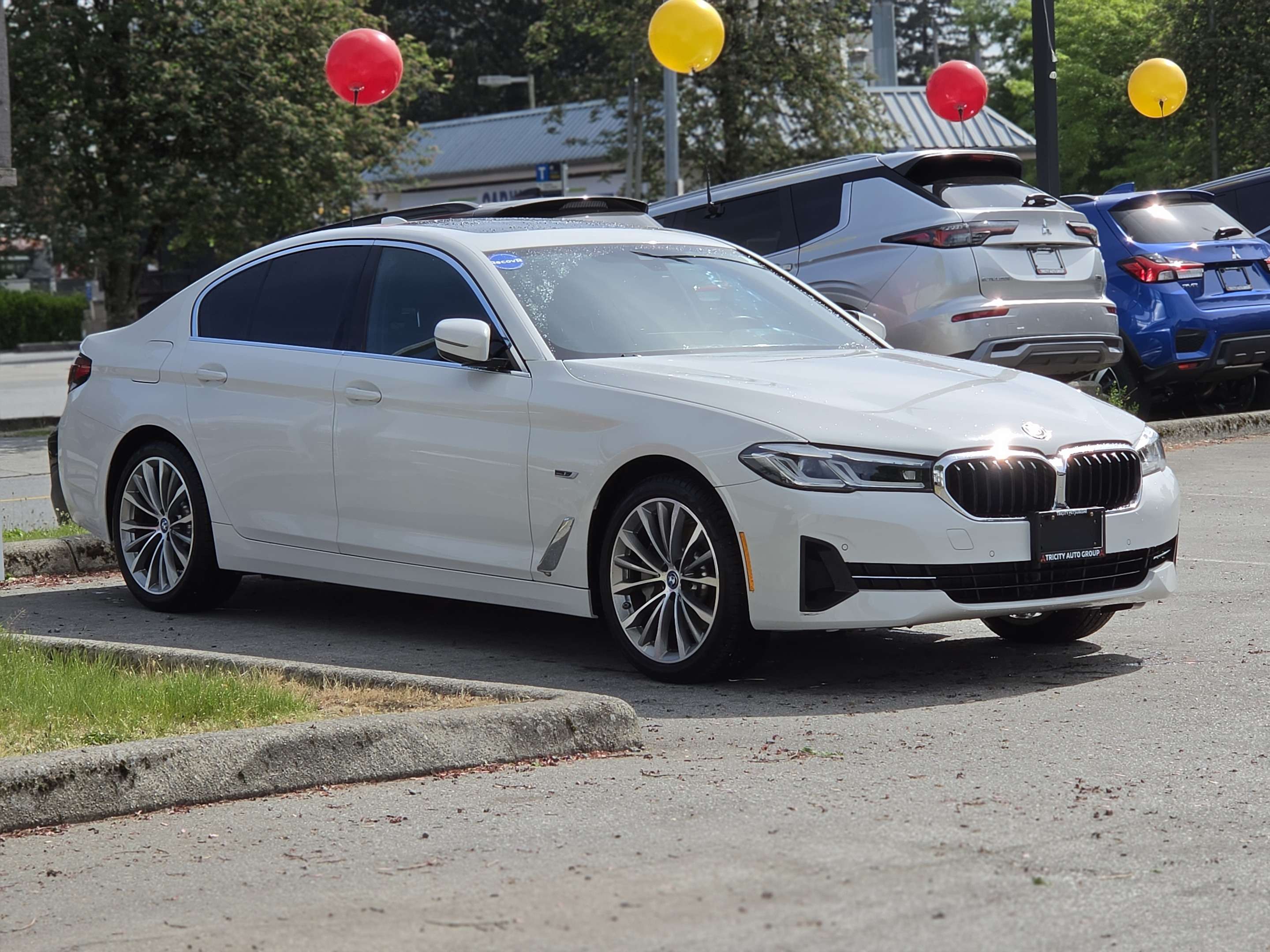 2023 BMW 5 Series 530e iPerformance - Head Up Display, Manager Demo thumb 7