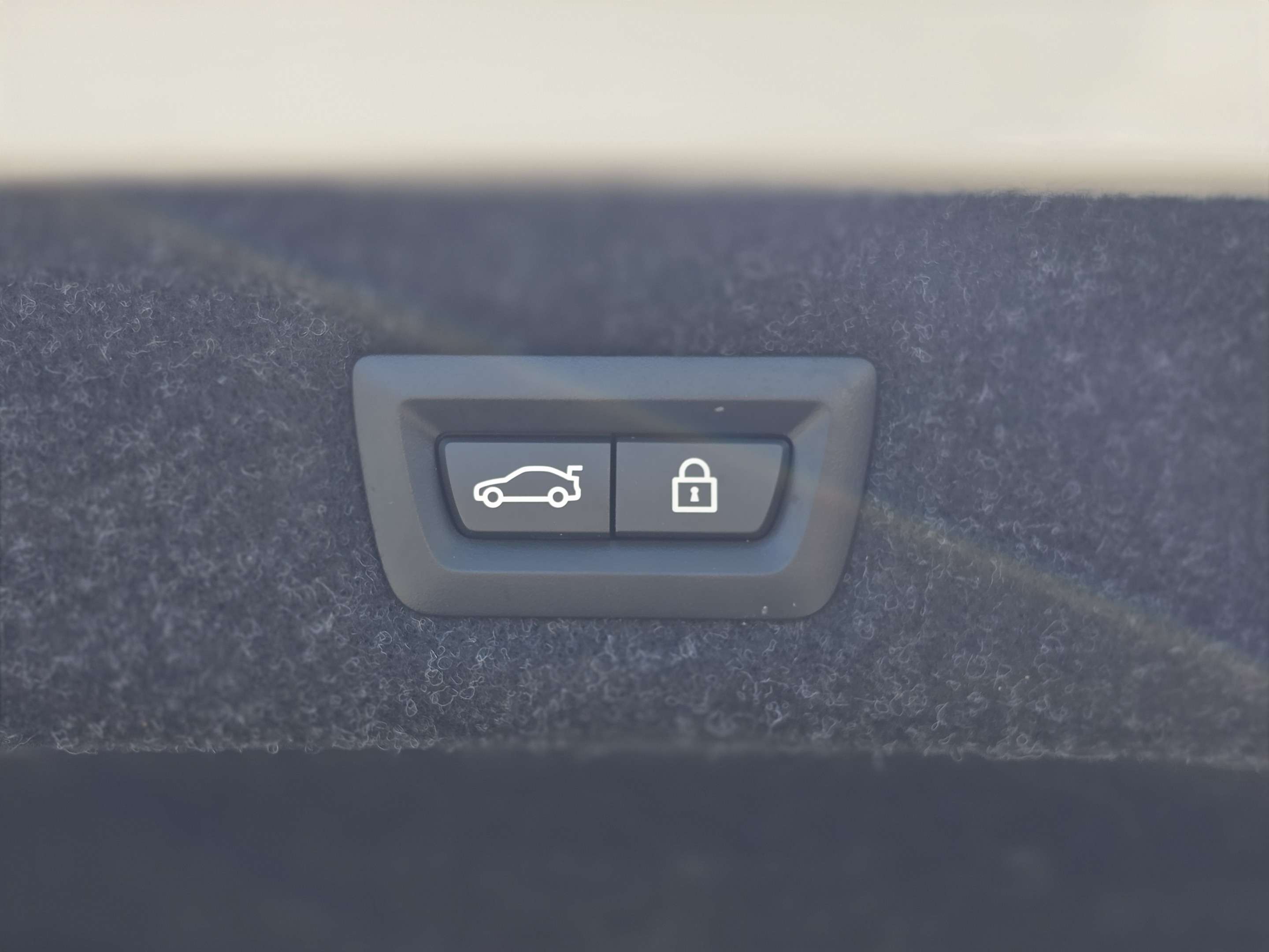 2023 BMW 5 Series 530e iPerformance - Head Up Display, Manager Demo thumb 44