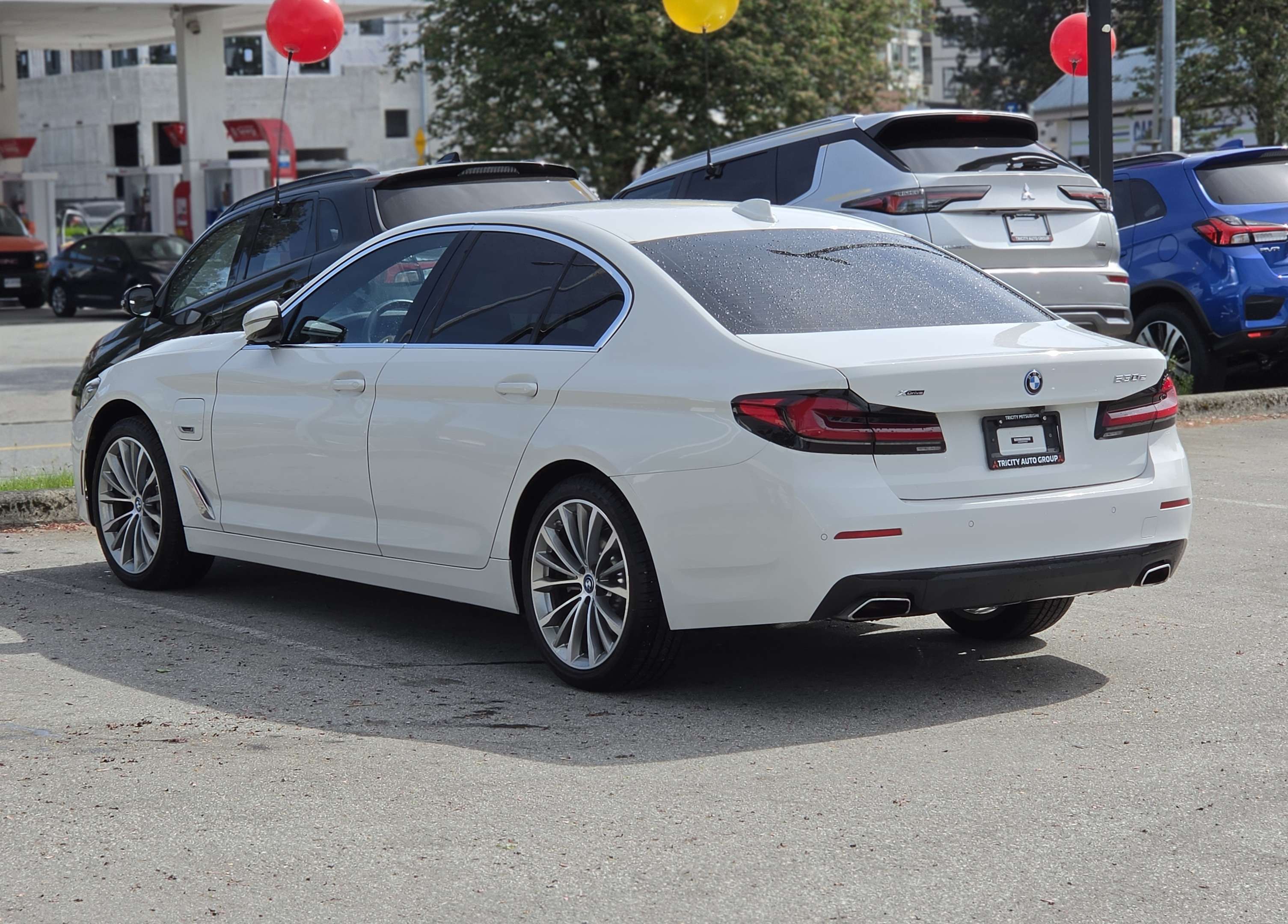 2023 BMW 5 Series 530e iPerformance - Head Up Display, Manager Demo alt 3