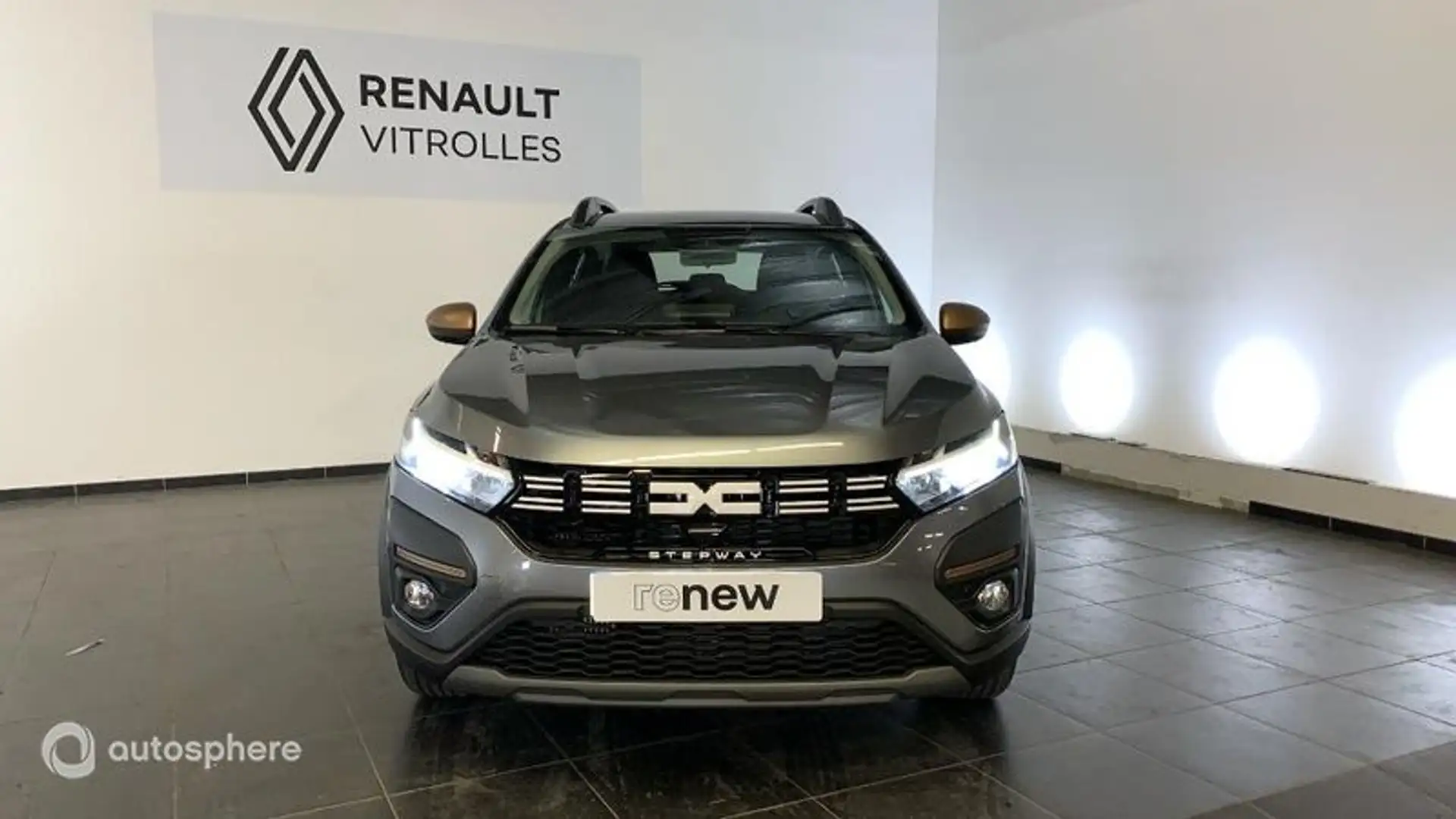 Dacia Sandero 1.0 ECO-G 100ch Stepway Extreme + -24 - 2