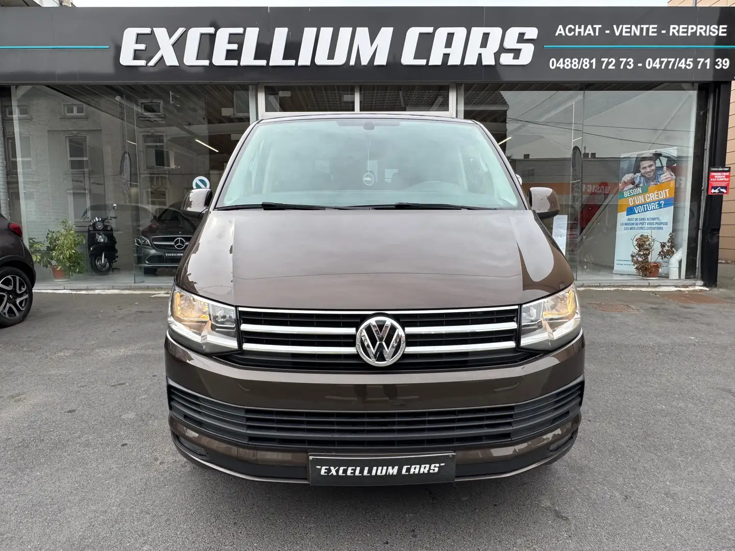 Volkswagen T6 Caravelle 2.0TDi Blue Motion ! 9Place ! Gps Airco Eur6b Brun - 2