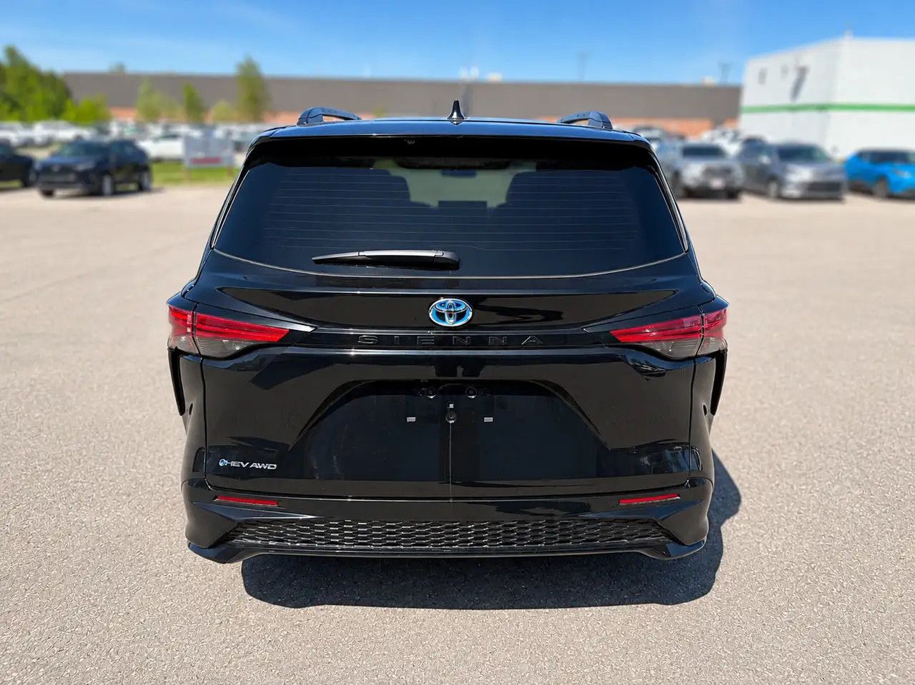 Toyota Sienna снимка Toyota Sienna
