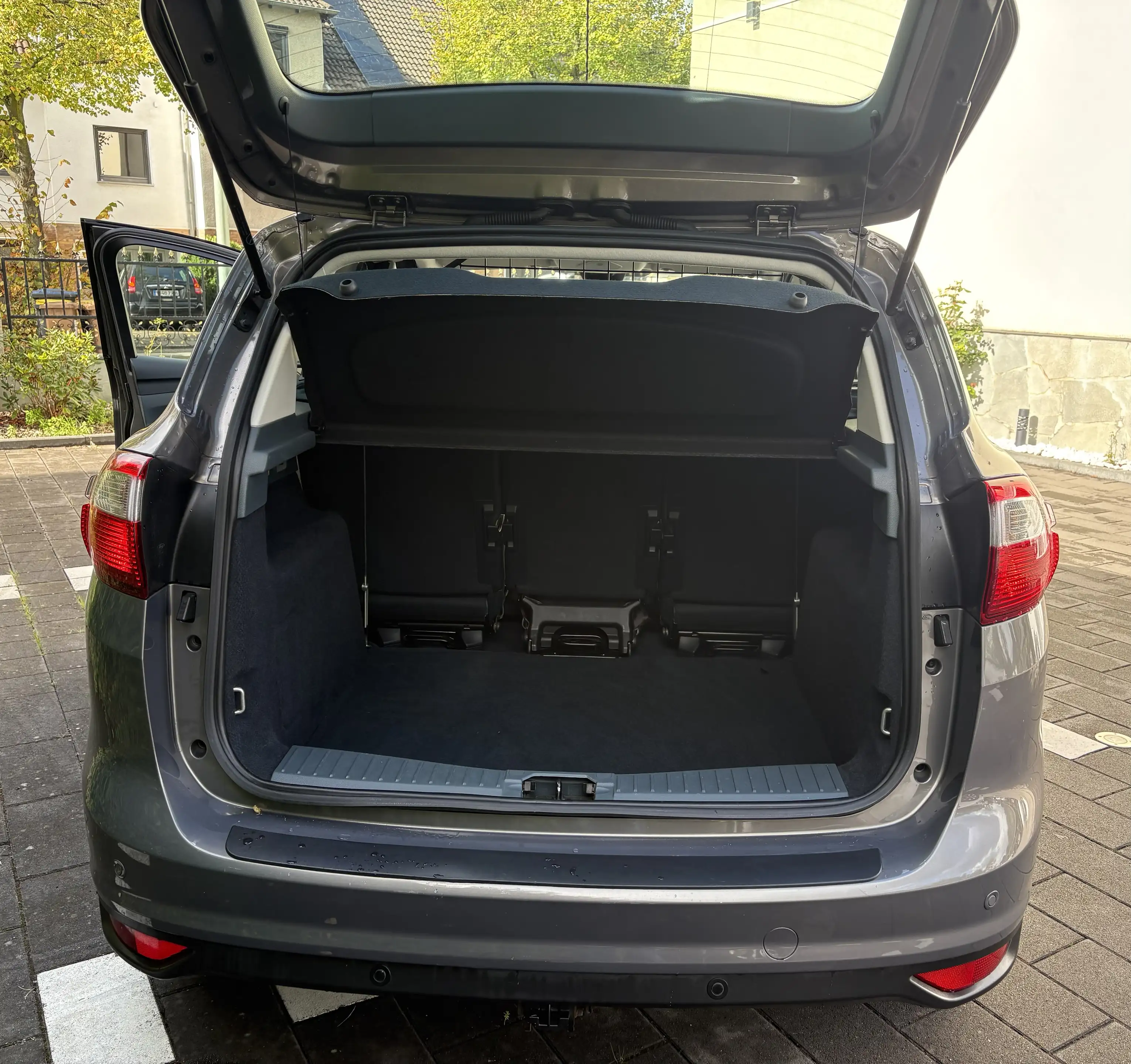 Ford C-Max 1.0 EcoBoost Champions Edition*AHK*EURO-5*TÜV 6-2027* — photo 12