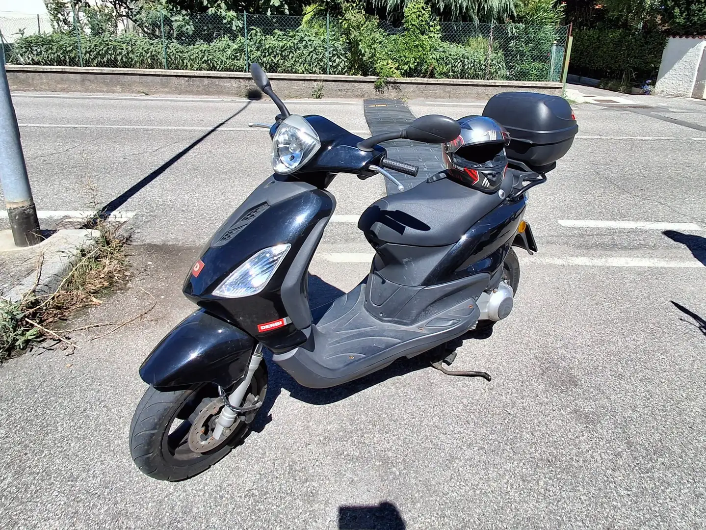 Derbi Boulevard 125 Schwarz - 1
