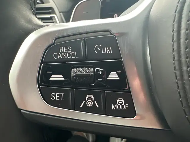 BMW X4 view 14