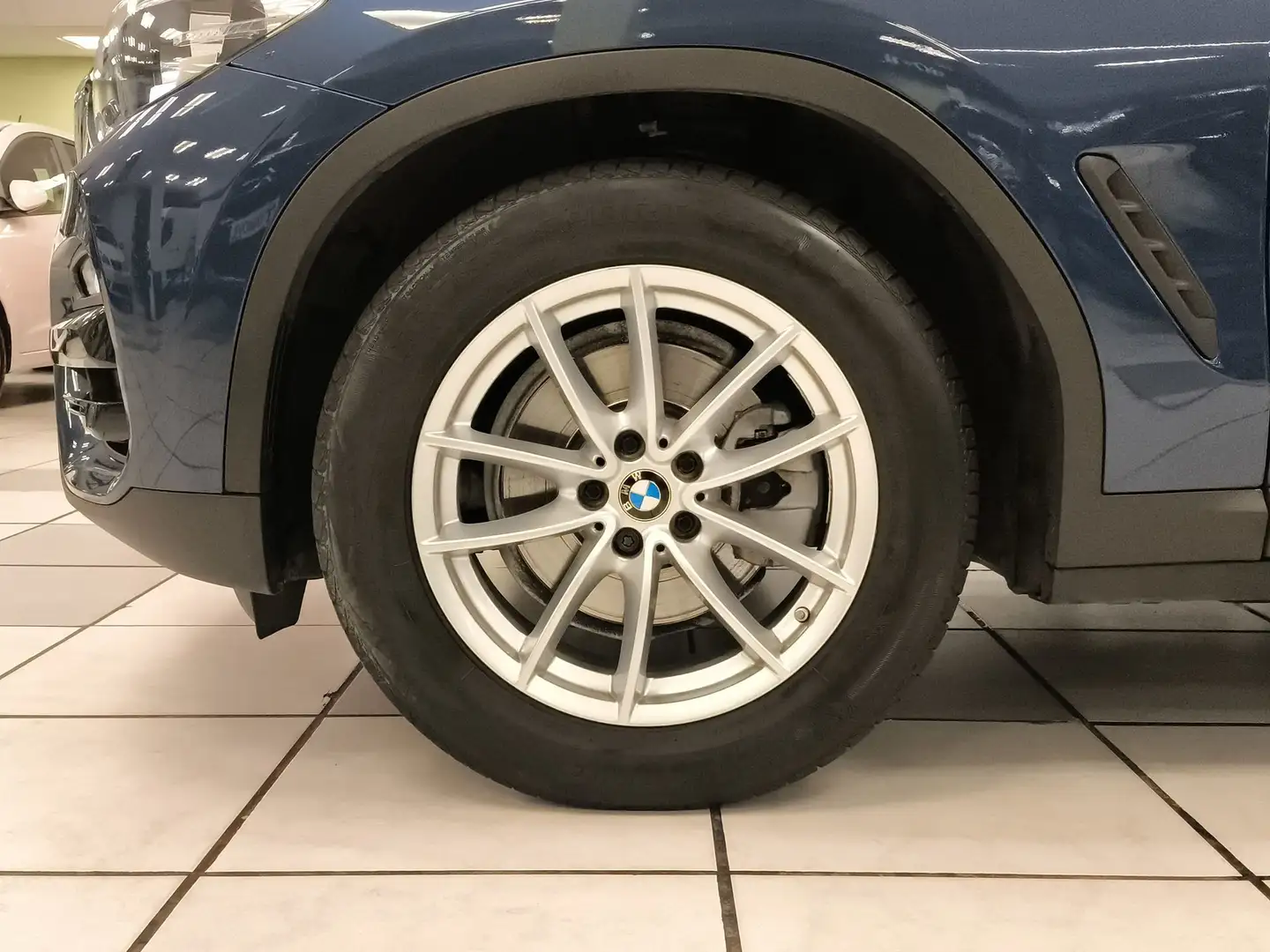 BMW X3 sDrive 18dA Azul - 2