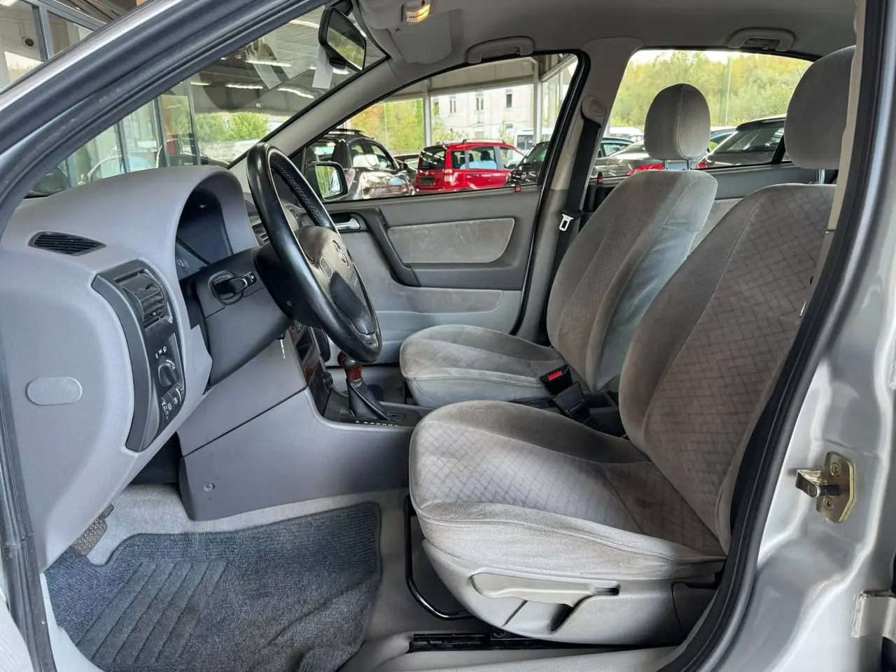 Opel Astra 🟩1.6 ESSENCE 100CV - AUTOMATIQUE - AIRCO - 1ER PROPRIETAIRE, foto 5