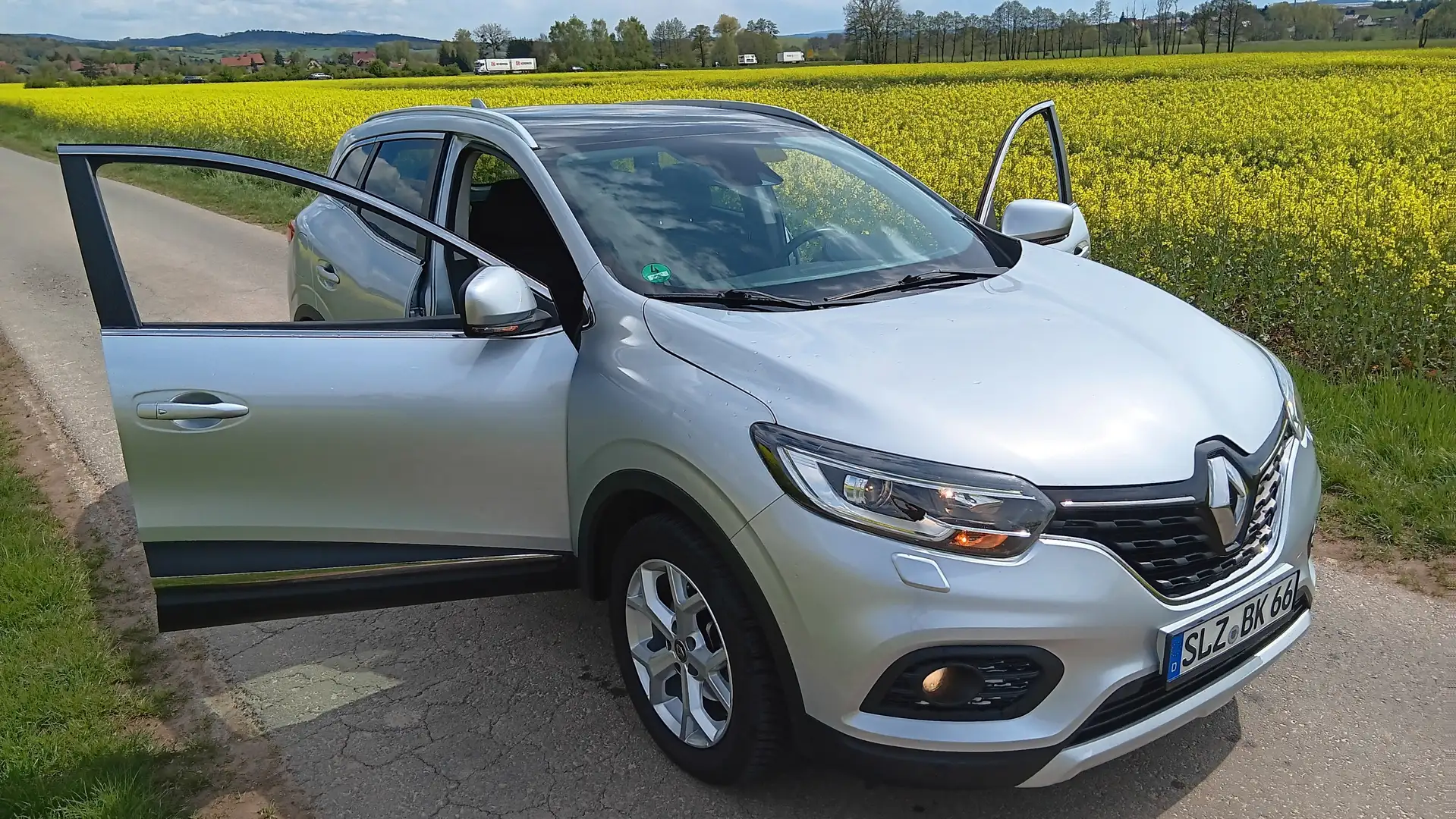 Renault Kadjar Kadjar TCe 140 AUTOMATIK  EDC GPF LIMITED Silber - 2