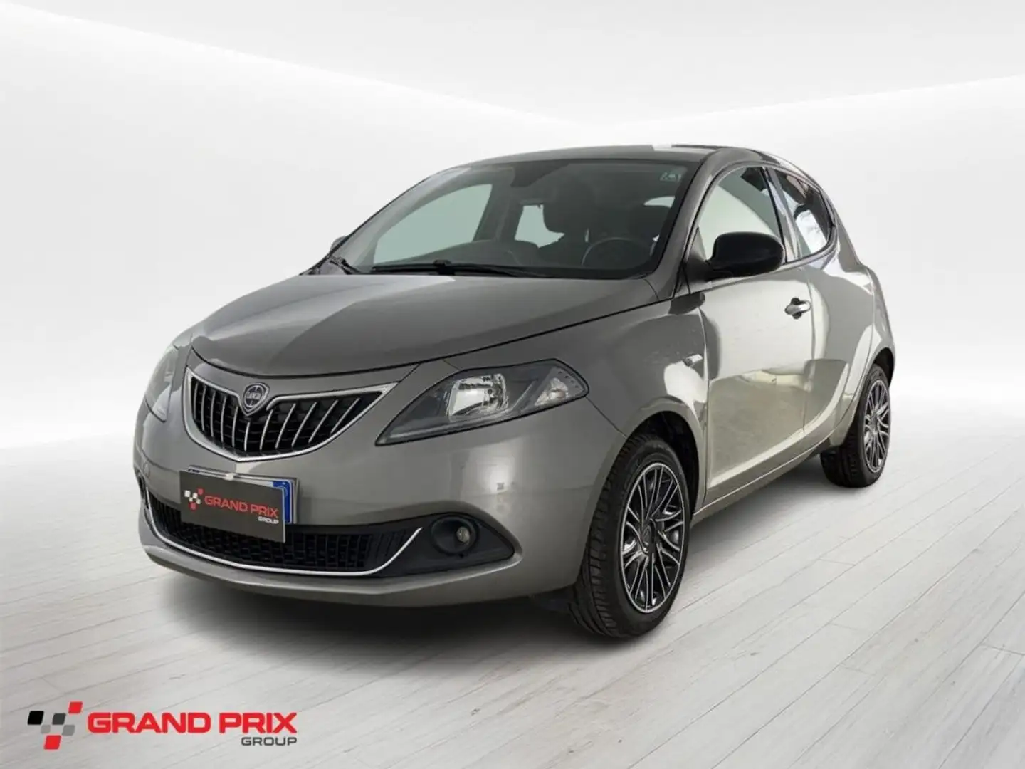 Lancia Ypsilon 1.0 FireFly 5 porte S&S Hybrid Ecochic Gold Gris - 1