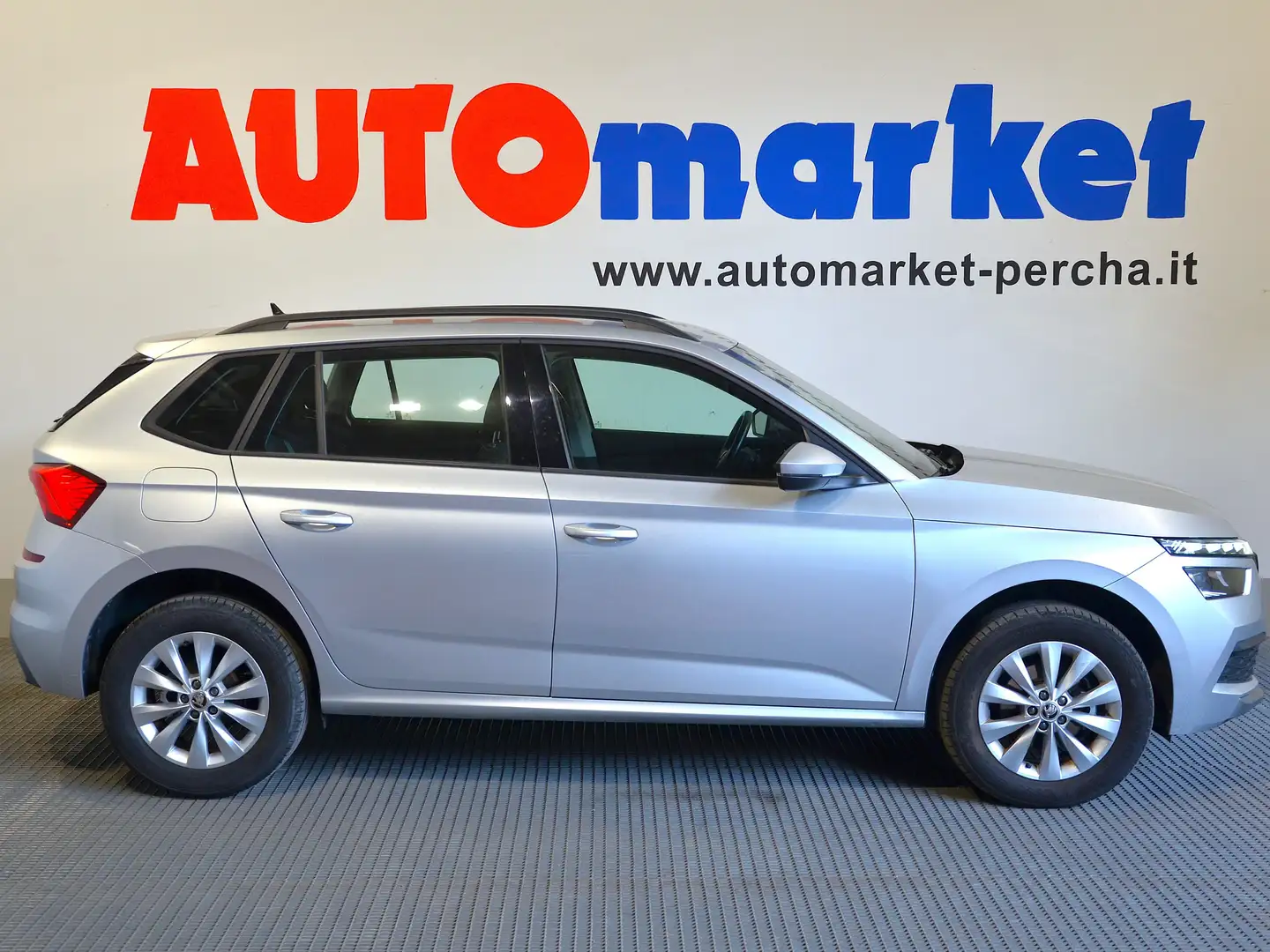Skoda Kamiq 1.0 TSI Ambition 110cv Argento - 1