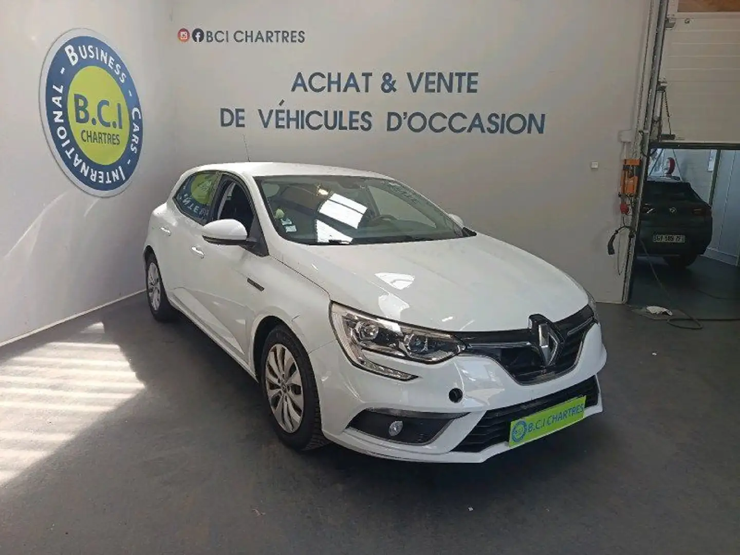 Renault Megane IV STE 1.5 BLUE DCI 115CH AIR - 20 Blanc - 2