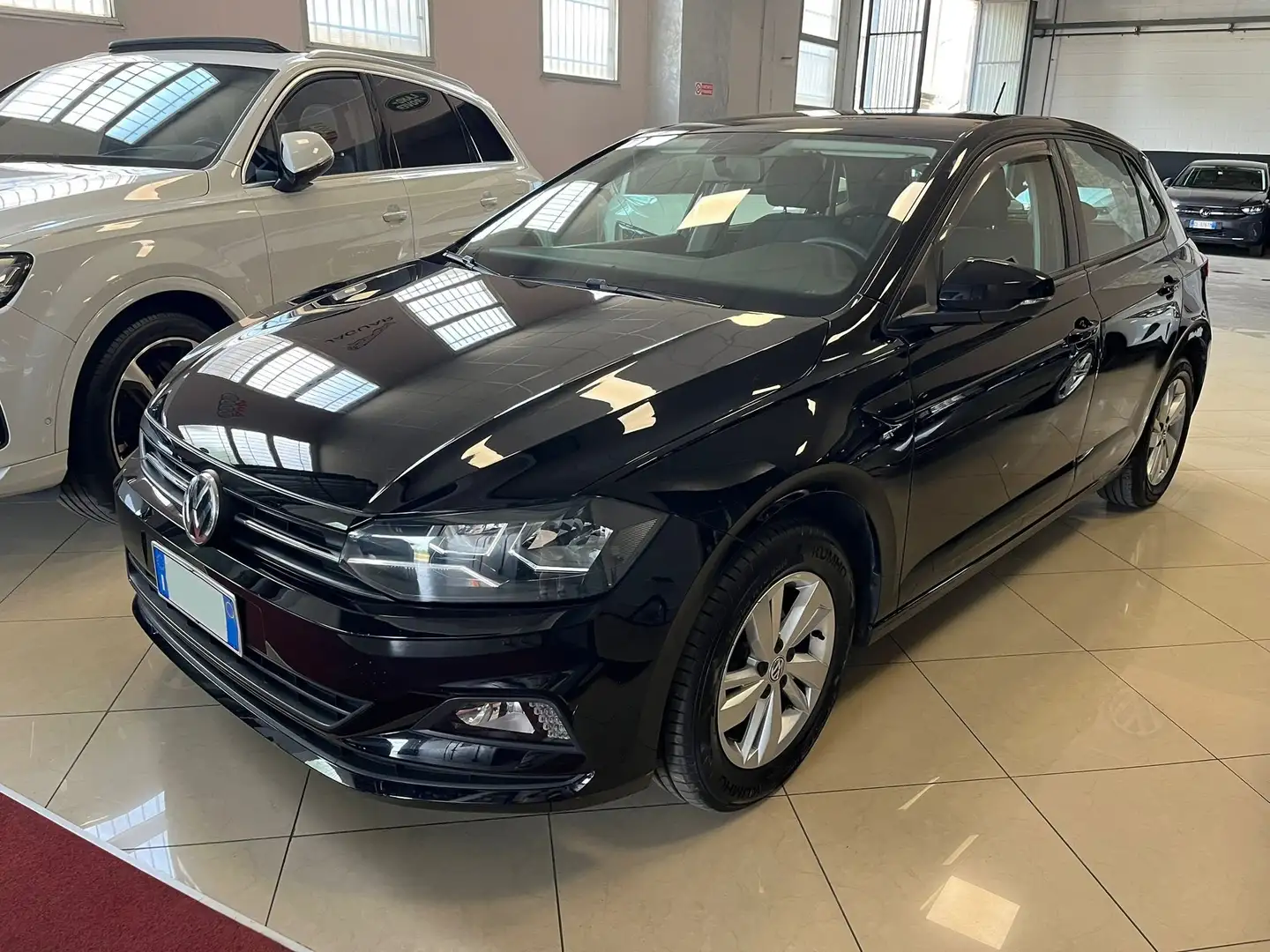 Volkswagen Polo 5p 1.0 mpi Comfortline 75cv NEOPATENTATI OK Nero - 1