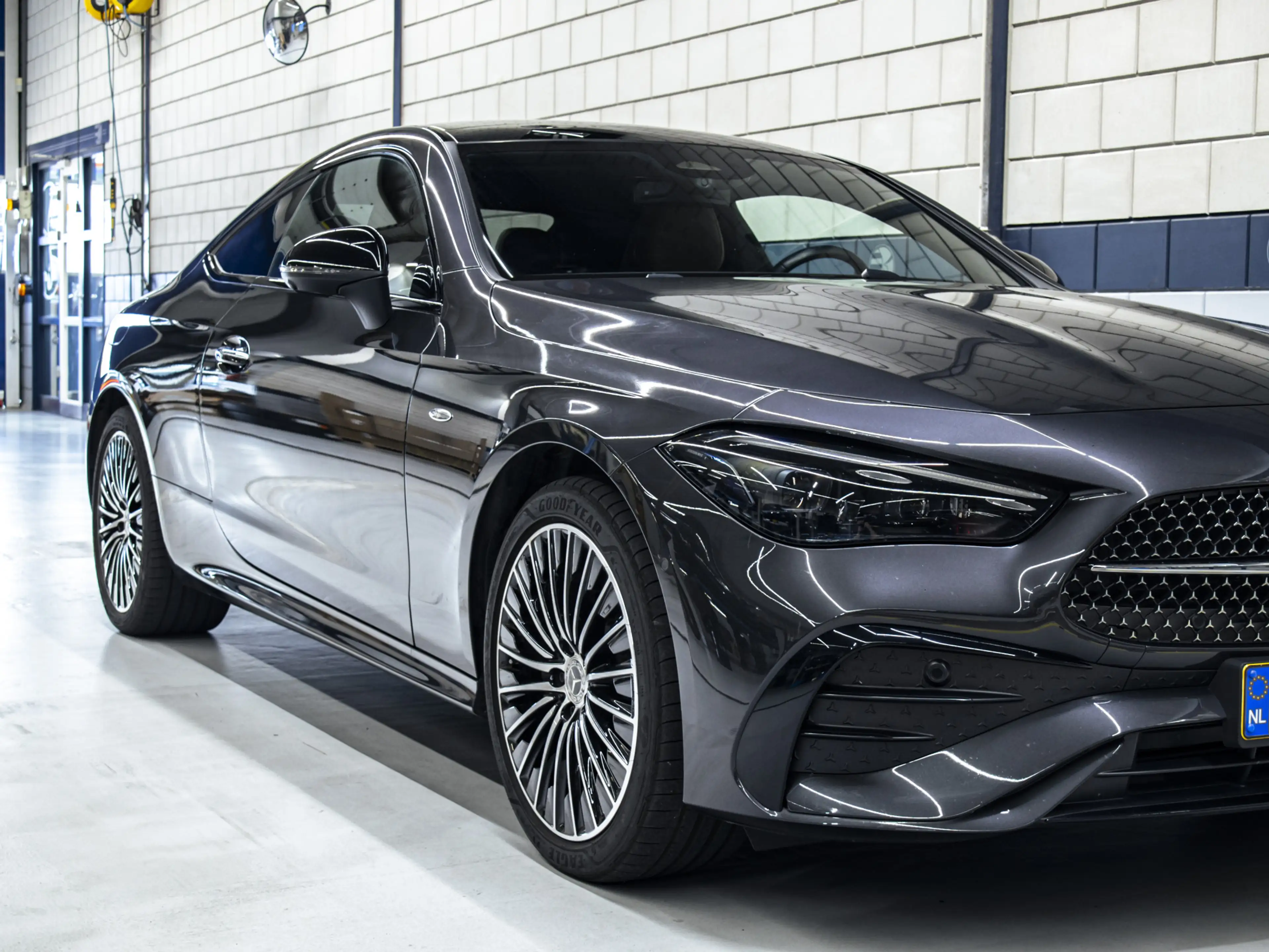 Mercedes-Benz CLE 300 | Coupé | e AMG Line — photo 8
