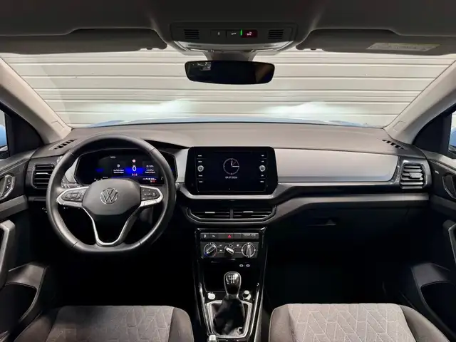 Volkswagen T-Cross view 2