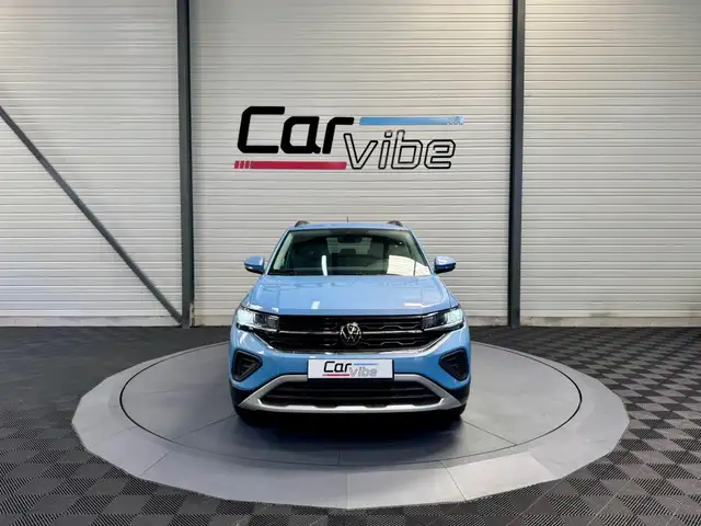 Volkswagen T-Cross view 5