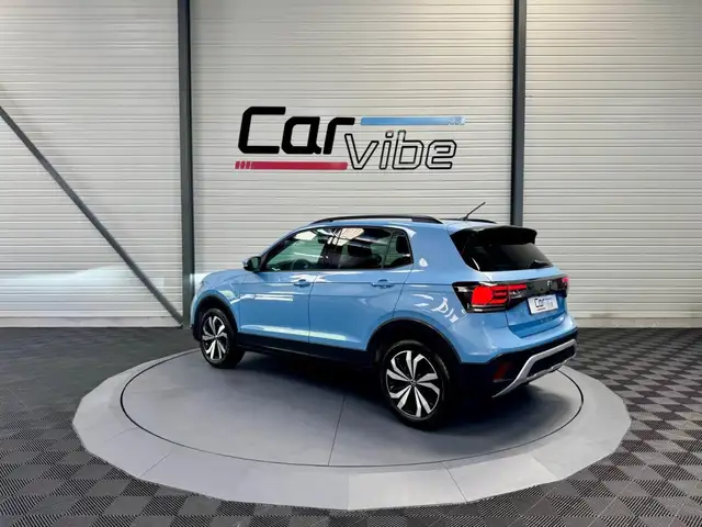Volkswagen T-Cross view 8