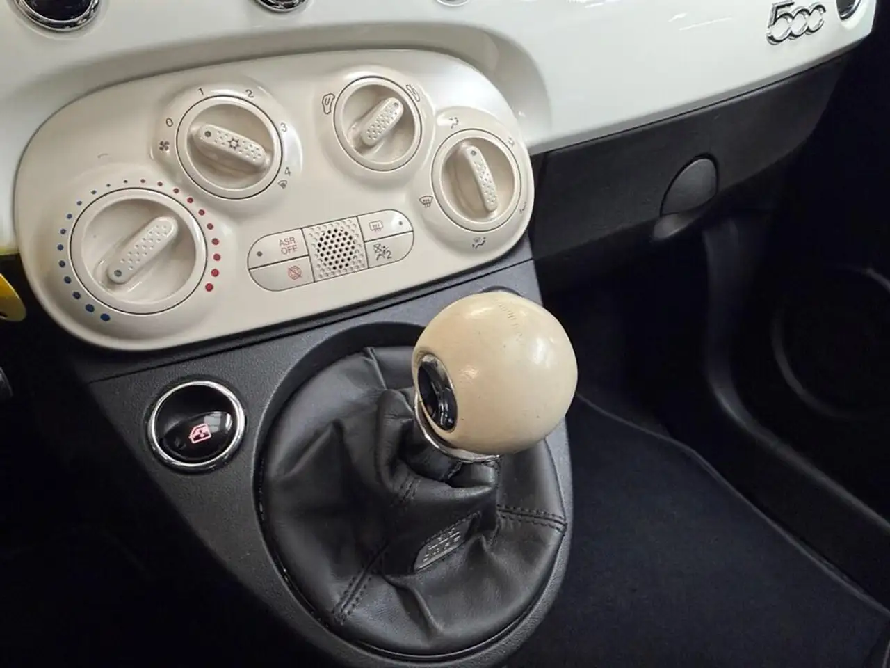 Fiat 500 1.0 hybrid Dolcevita 70cv 18