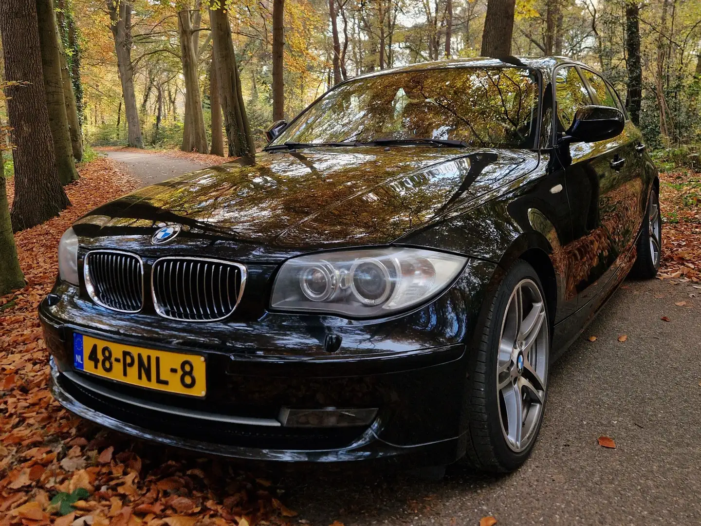BMW 118 Black - 1
