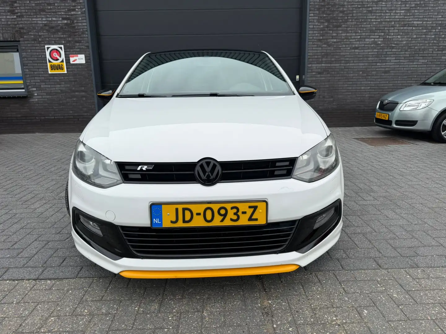 Volkswagen Polo 1.2 TSI Highline | 12MND GARANTIE | NW APK | ANDRO Blanc - 2