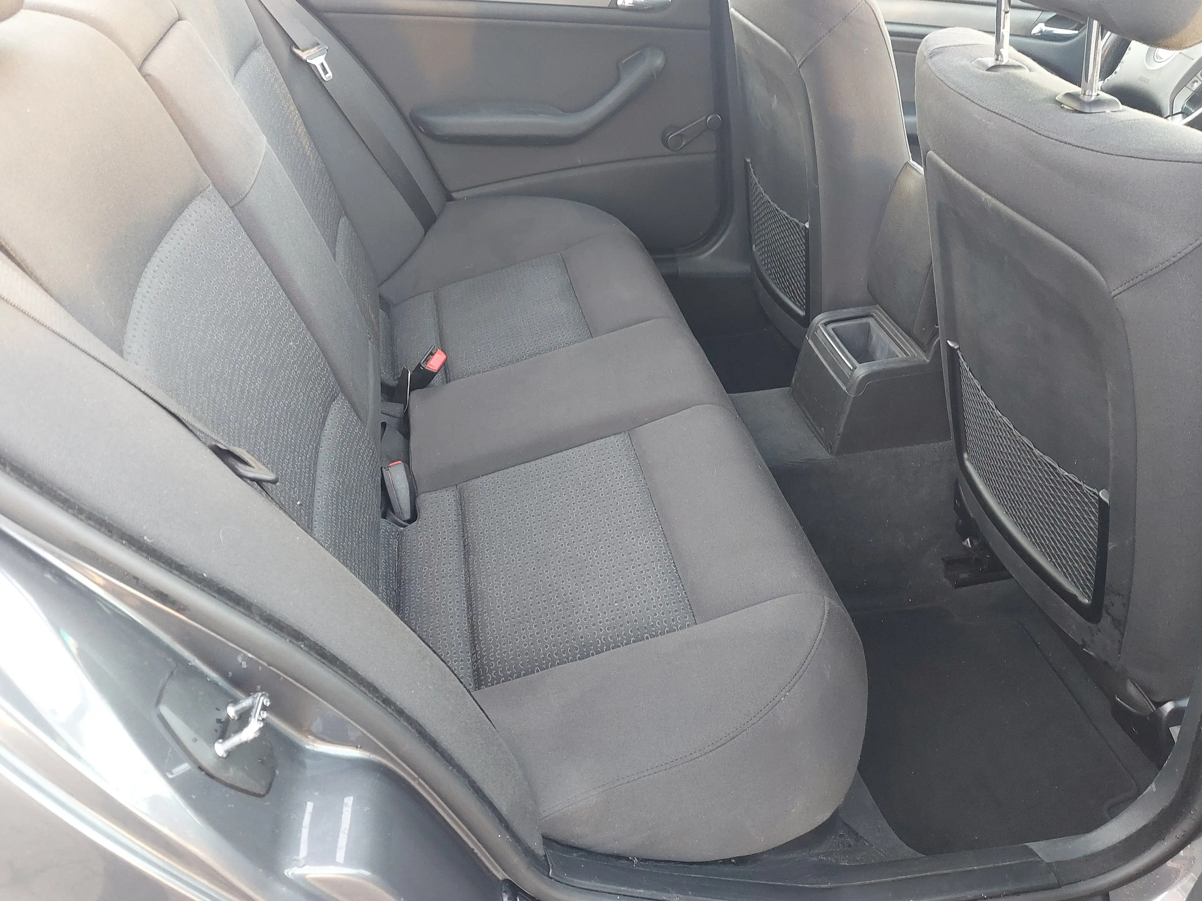 BMW 325 325i, Klima,eGSD,SHZ,LM,PDC,Tüv neu bis 10/2027 — photo 10