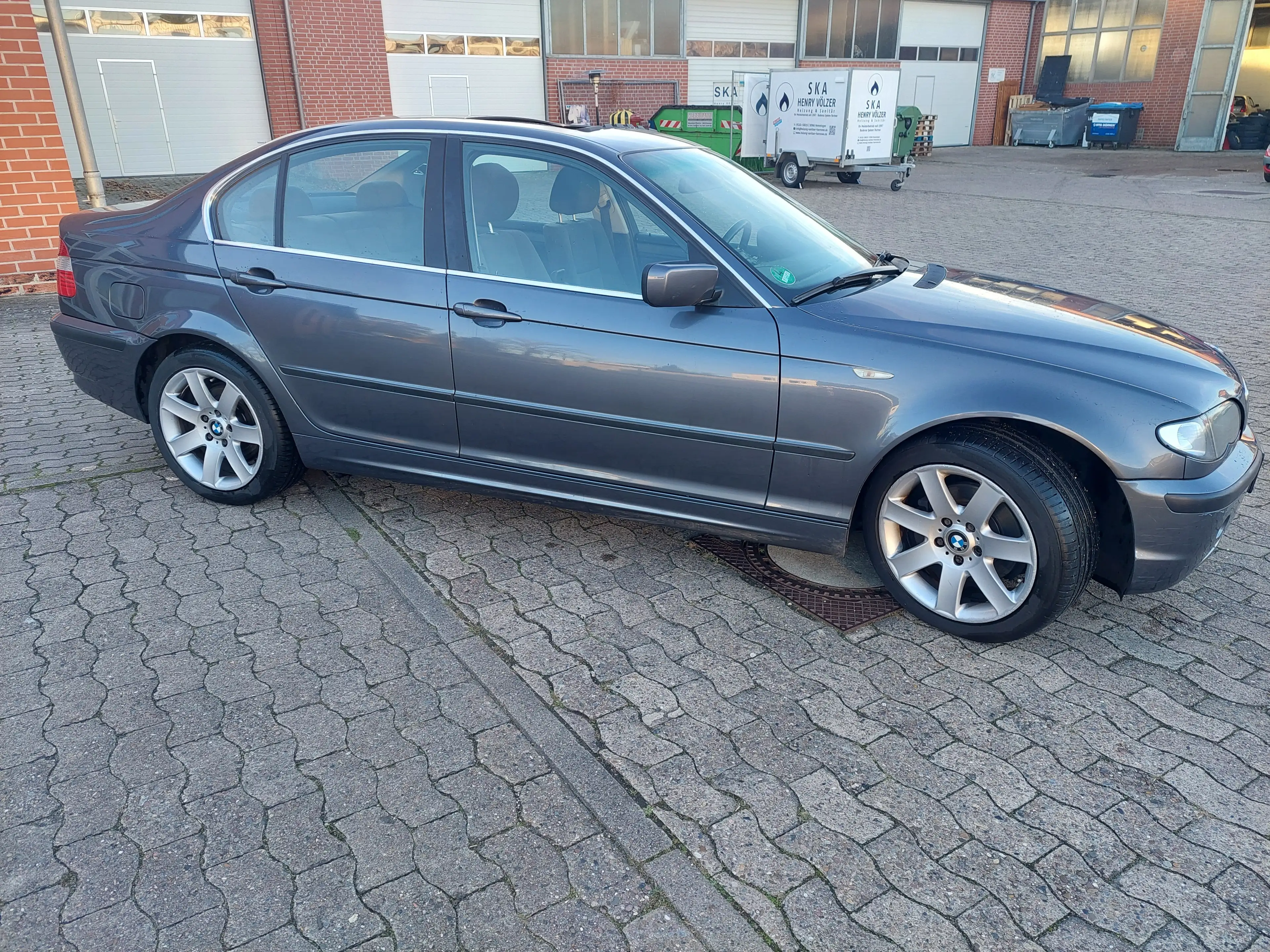 BMW 325 325i, Klima,eGSD,SHZ,LM,PDC,Tüv neu bis 10/2027 — photo 8