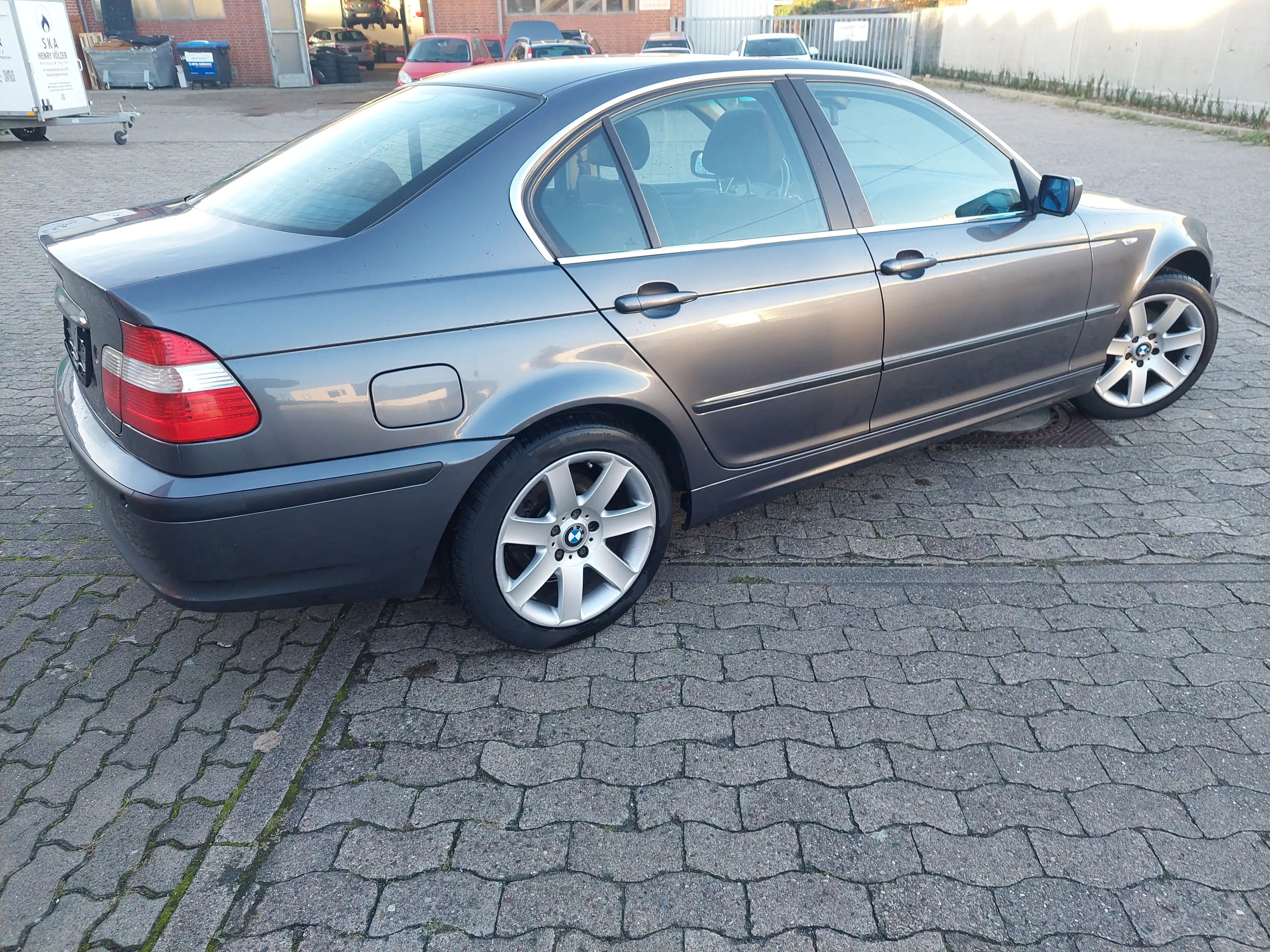 BMW 325 325i, Klima,eGSD,SHZ,LM,PDC,Tüv neu bis 10/2027 — photo 7