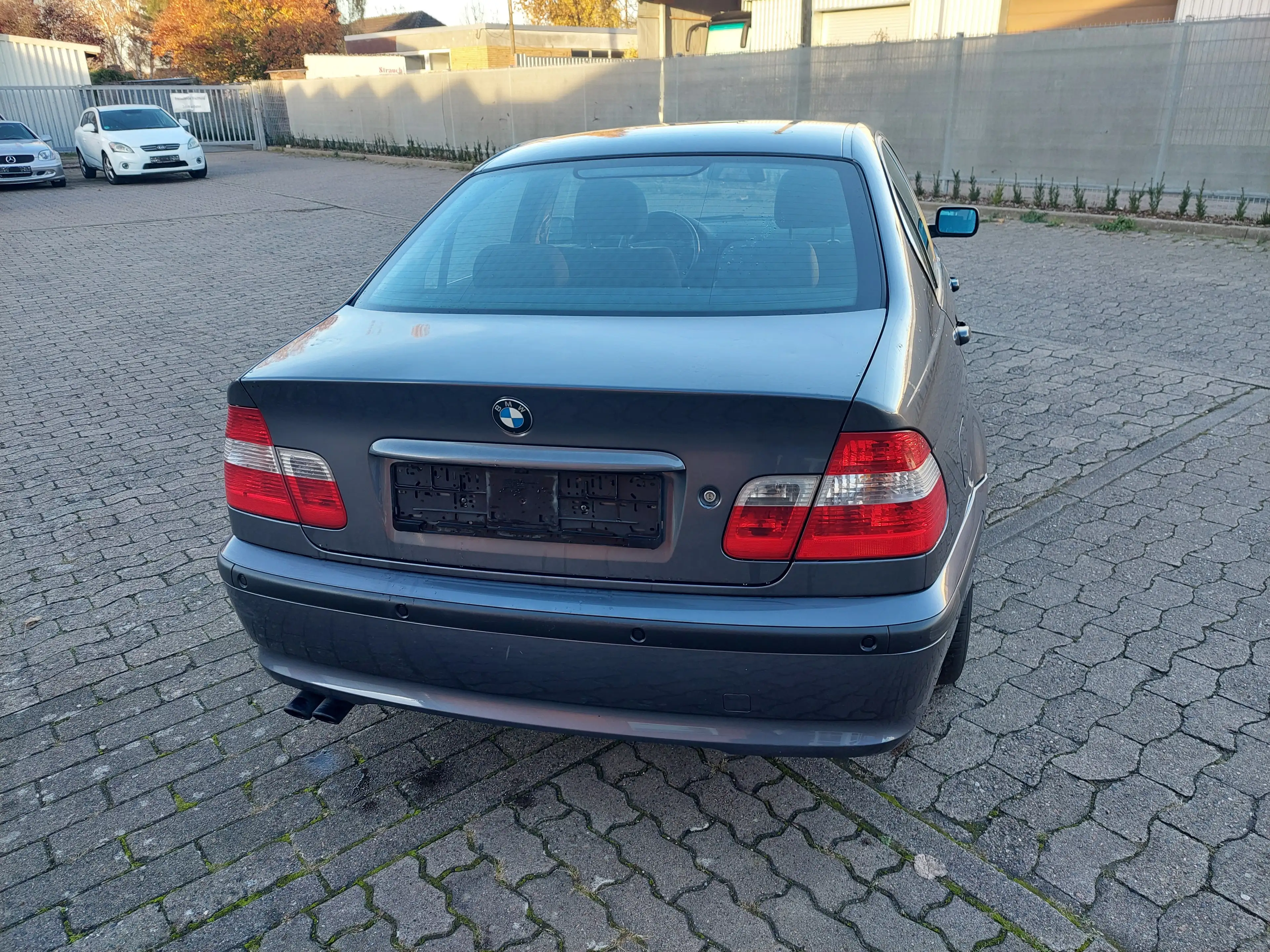 BMW 325 325i, Klima,eGSD,SHZ,LM,PDC,Tüv neu bis 10/2027 — photo 6