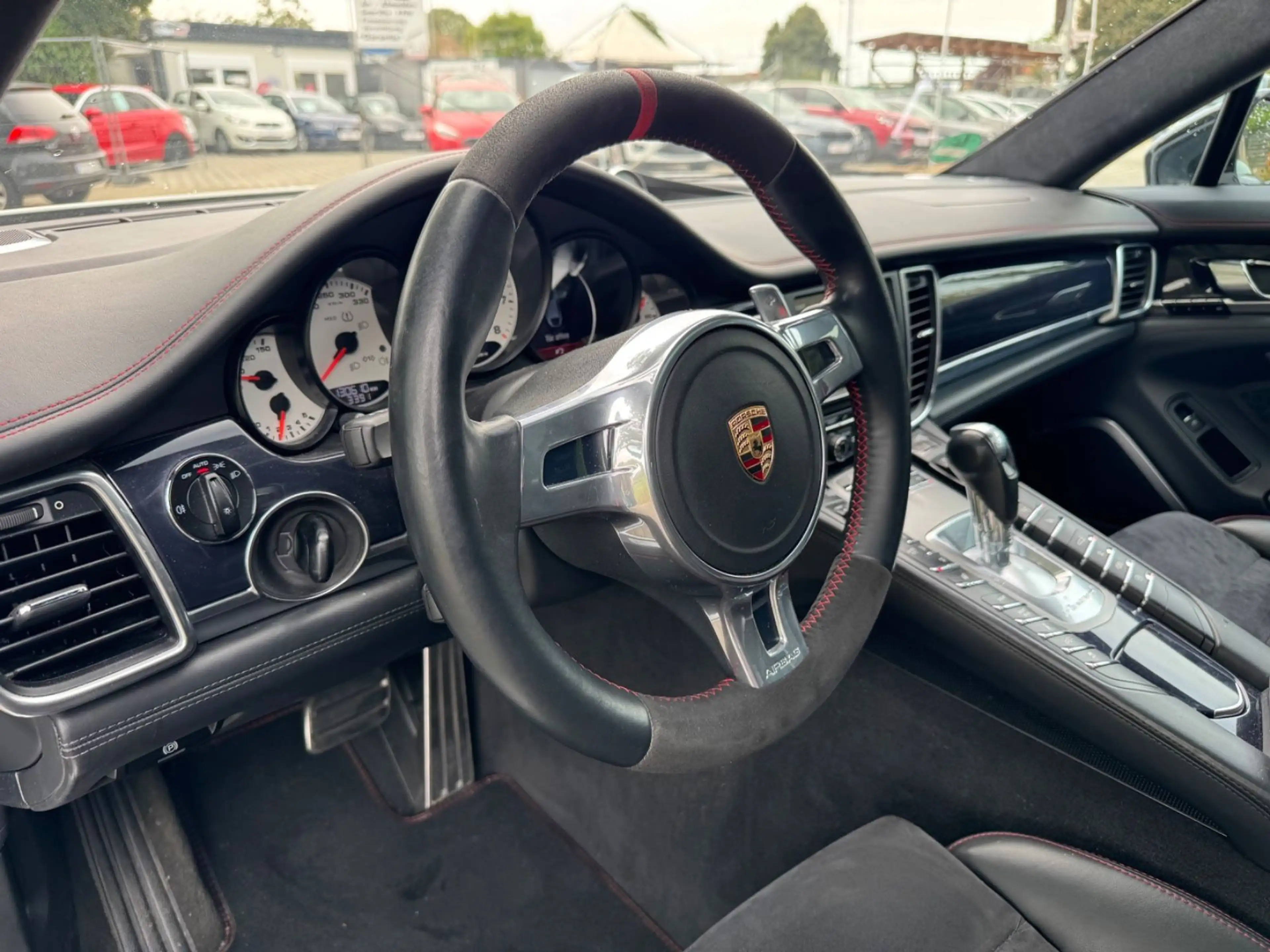 Porsche Panamera GTS / Burmester / Gepflegt / — photo 12
