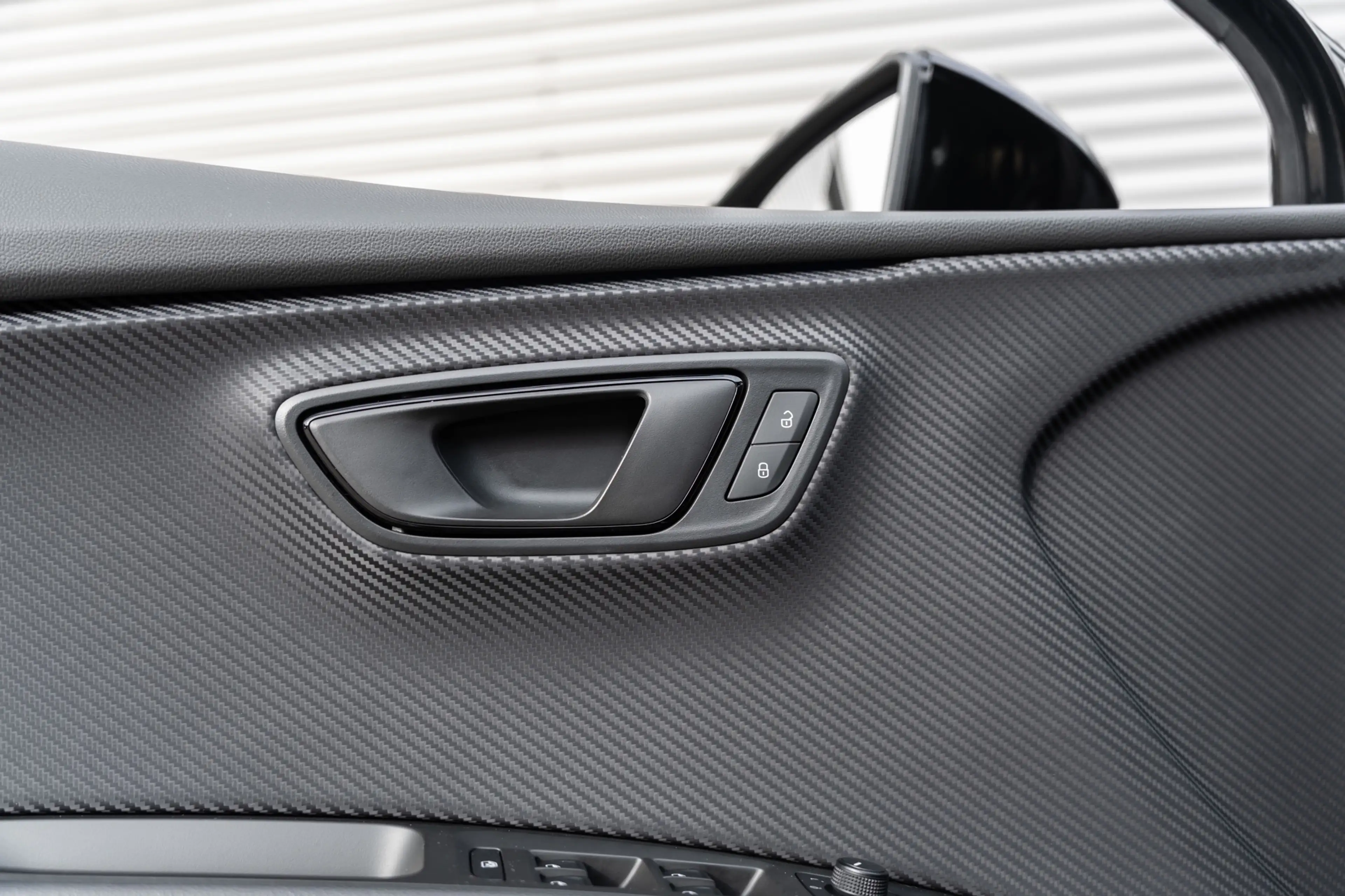 SEAT Leon ST 2.0 TSI 4DRIVE CUPRA R CARBON BREMBO BEATS — photo 12
