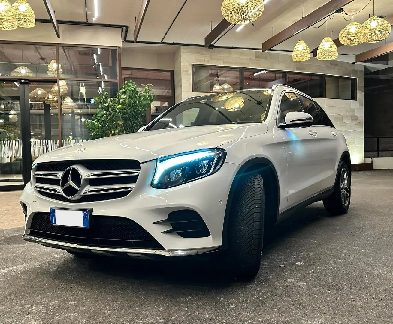 Mercedes-Benz GLC 220 d Premium 4matic auto Bianco - 2