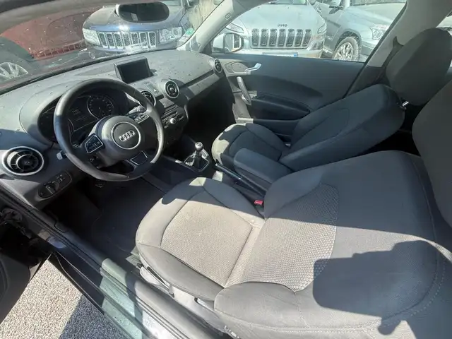 Audi A1 view 8