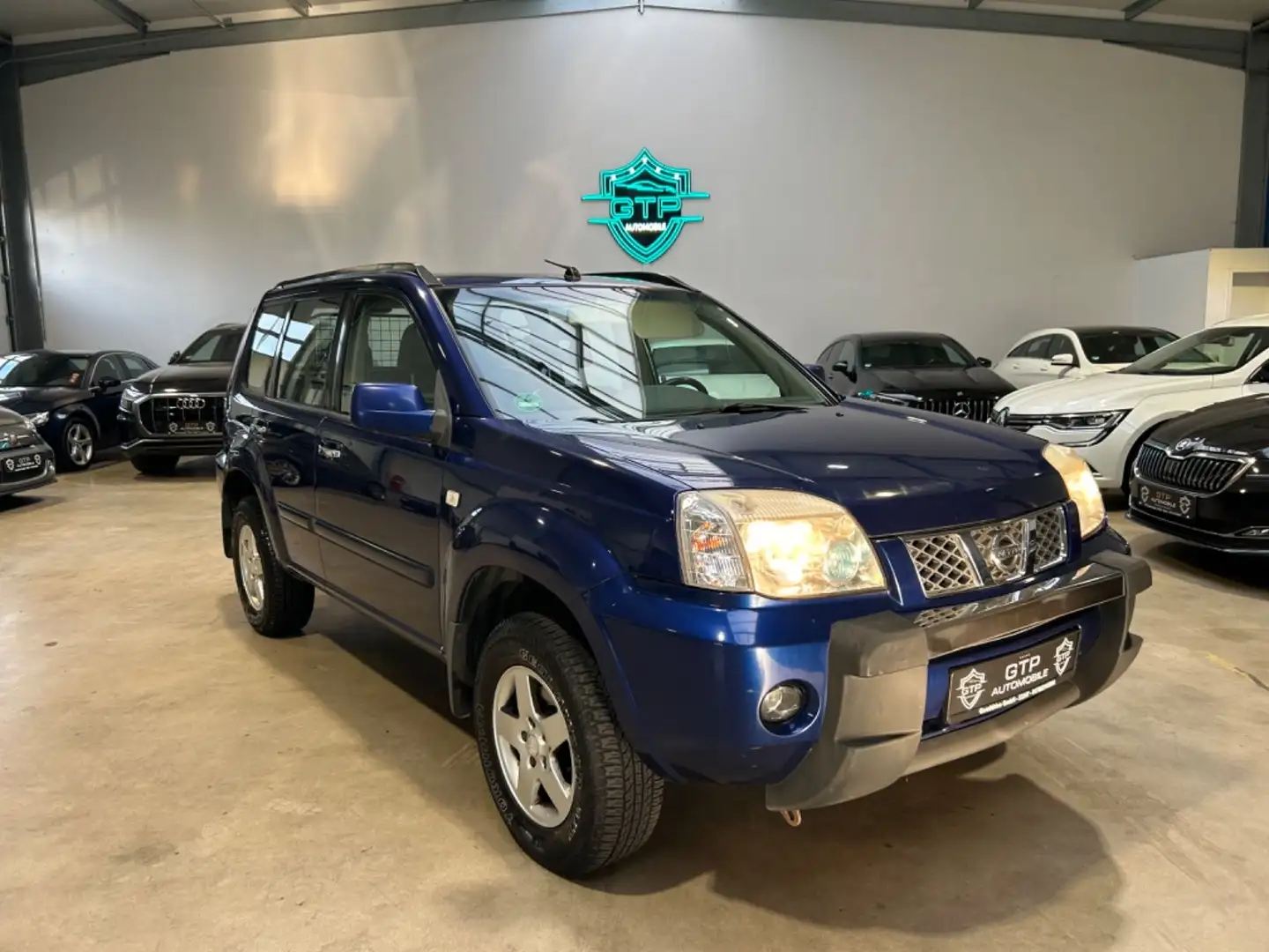 Nissan X-Trail 2.5 Edition Elegance Bleu - 2