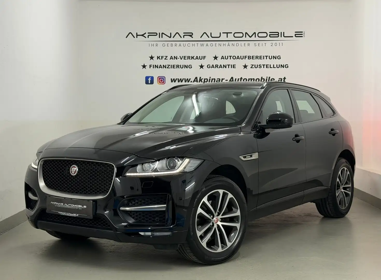 Jaguar F-Pace 20d R-Sport AWD PANO - NAVI - MERIDIAN Schwarz - 1