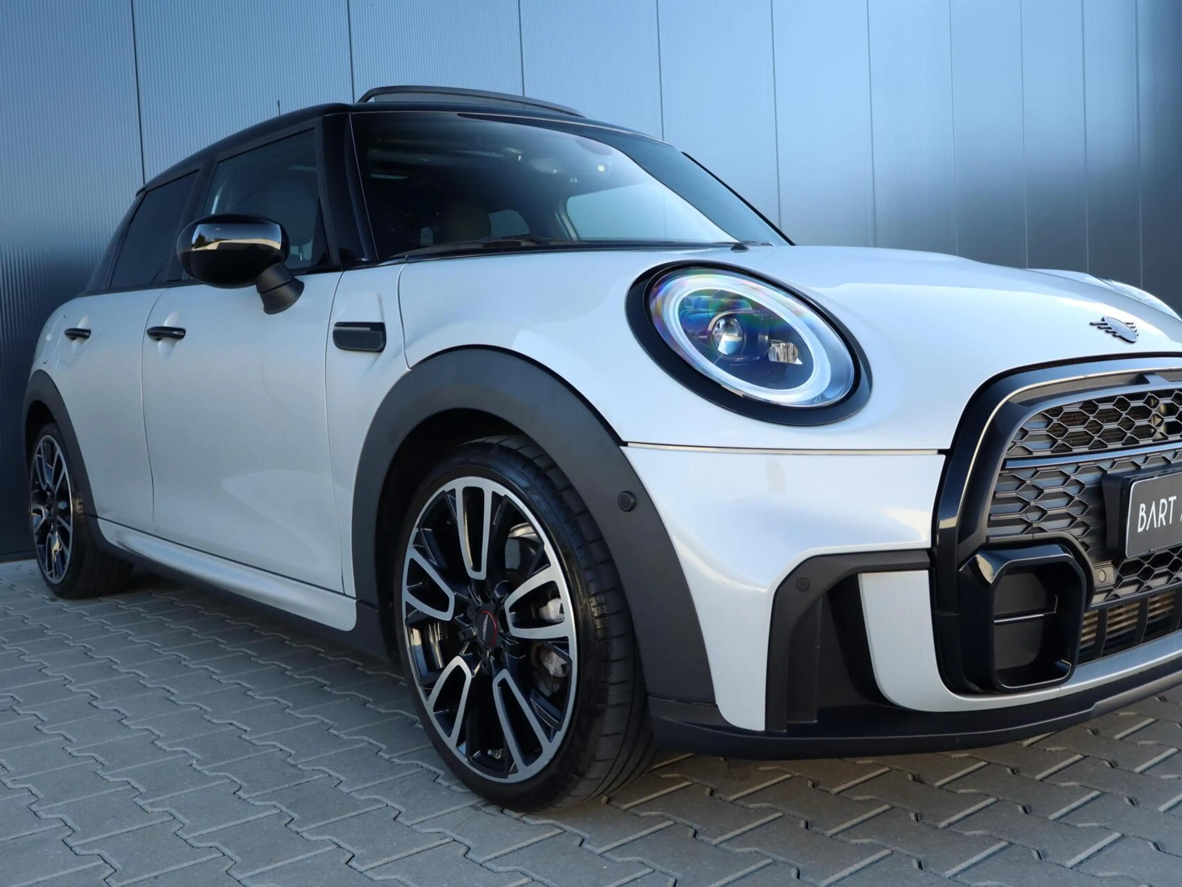 MINI Cooper Mini 1.5 — photo 24