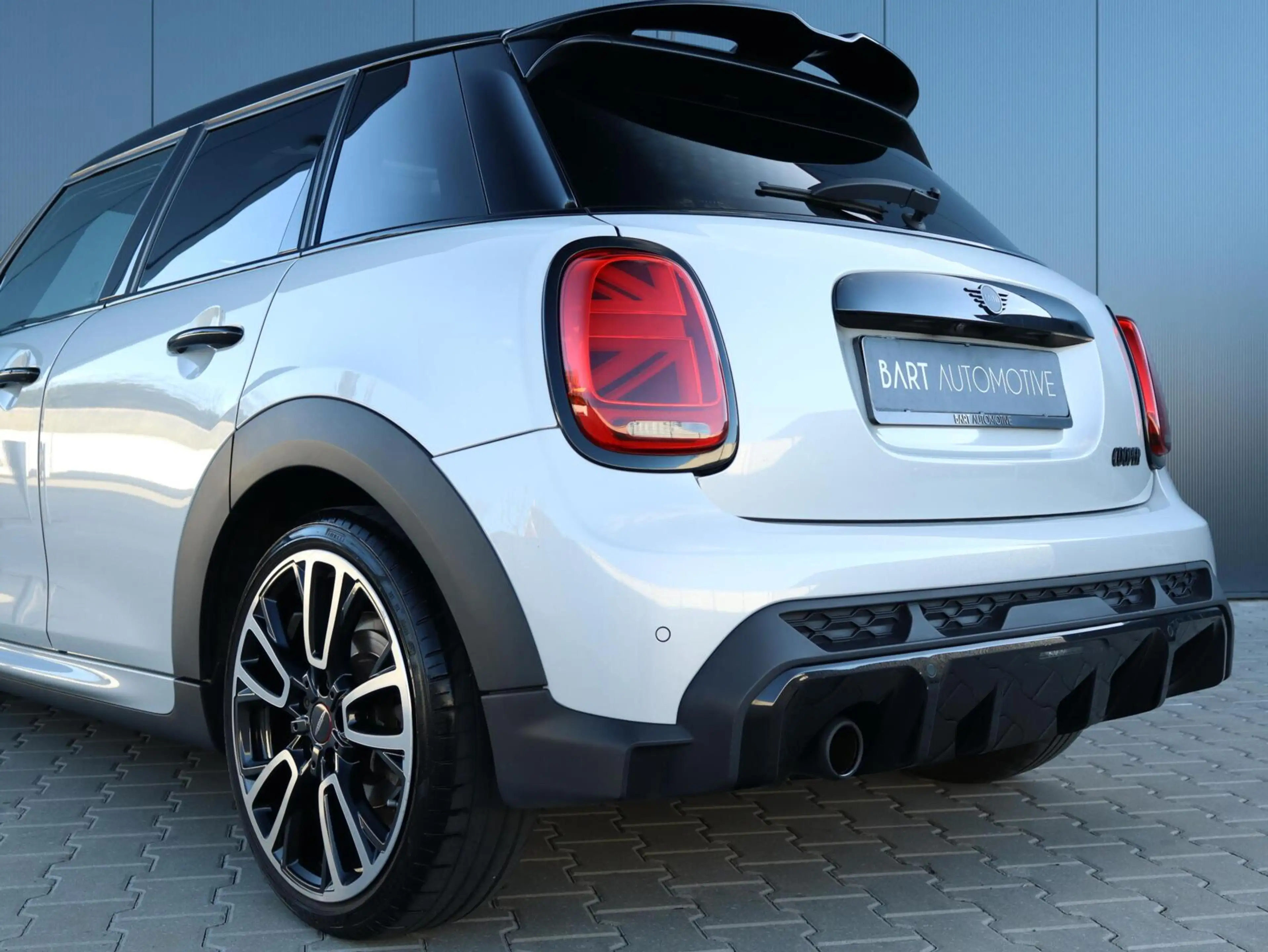 MINI Cooper Mini 1.5 — photo 38