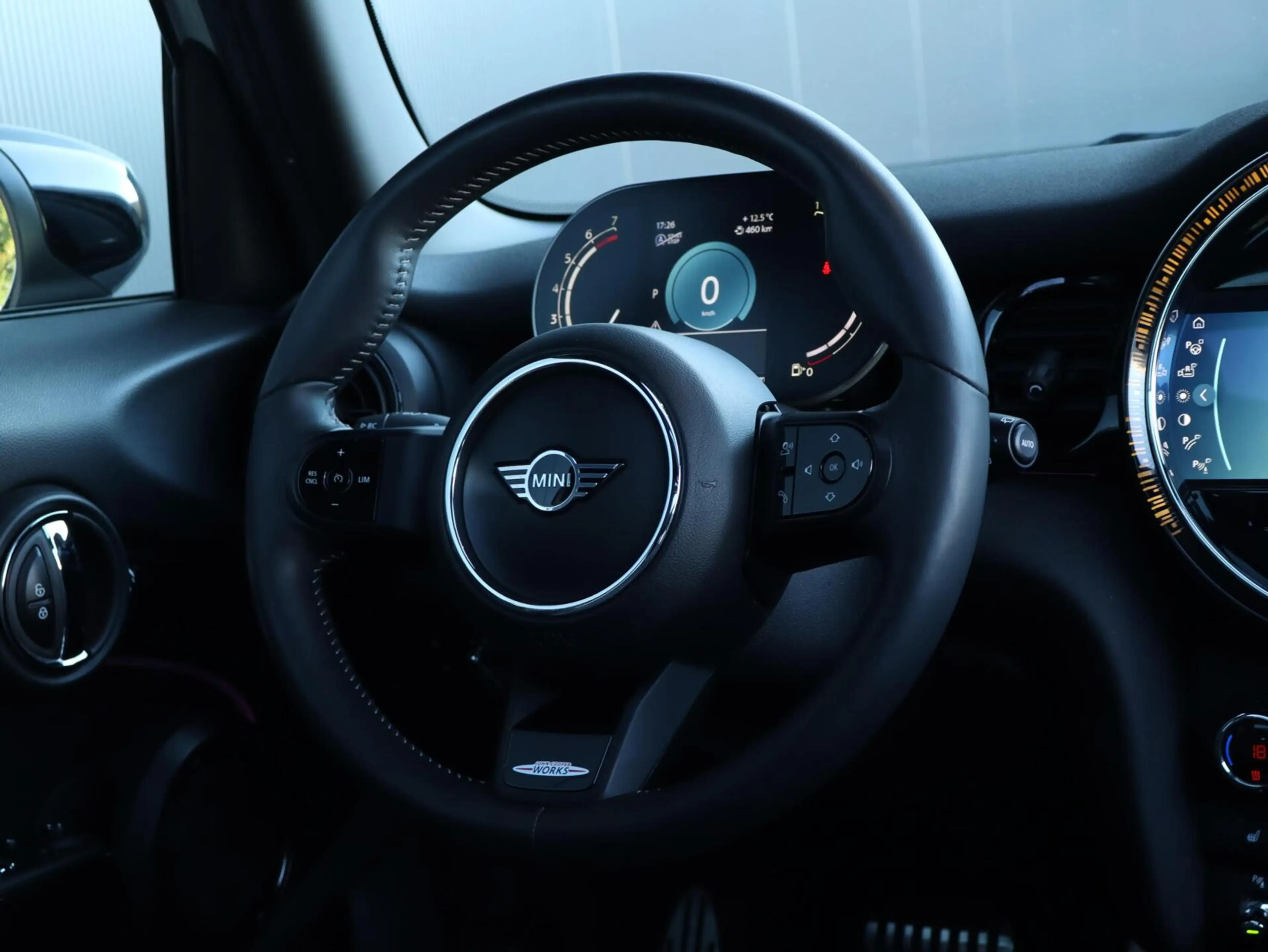 MINI Cooper Mini 1.5 — photo 35