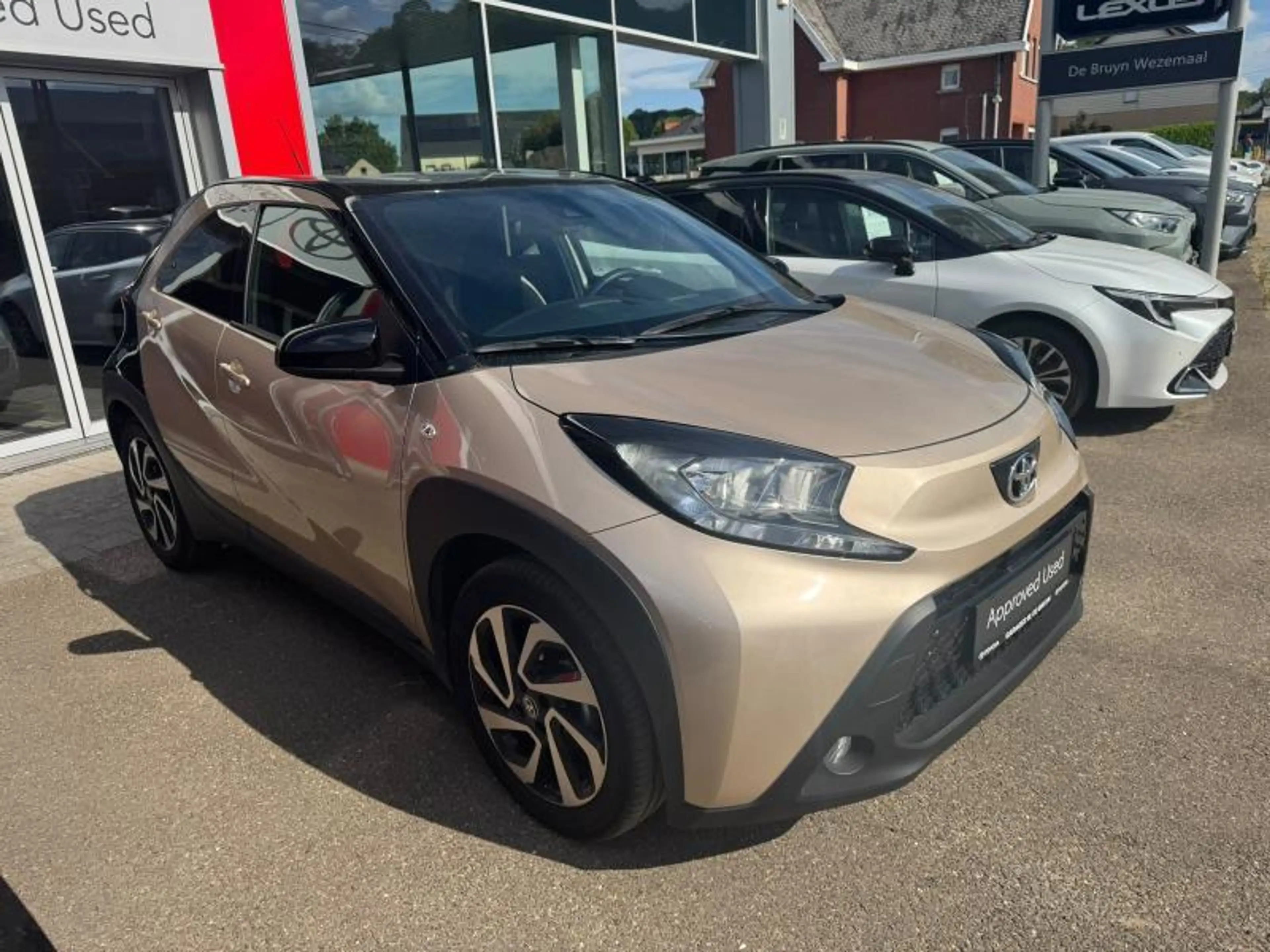 Toyota Aygo X pulse — photo 2
