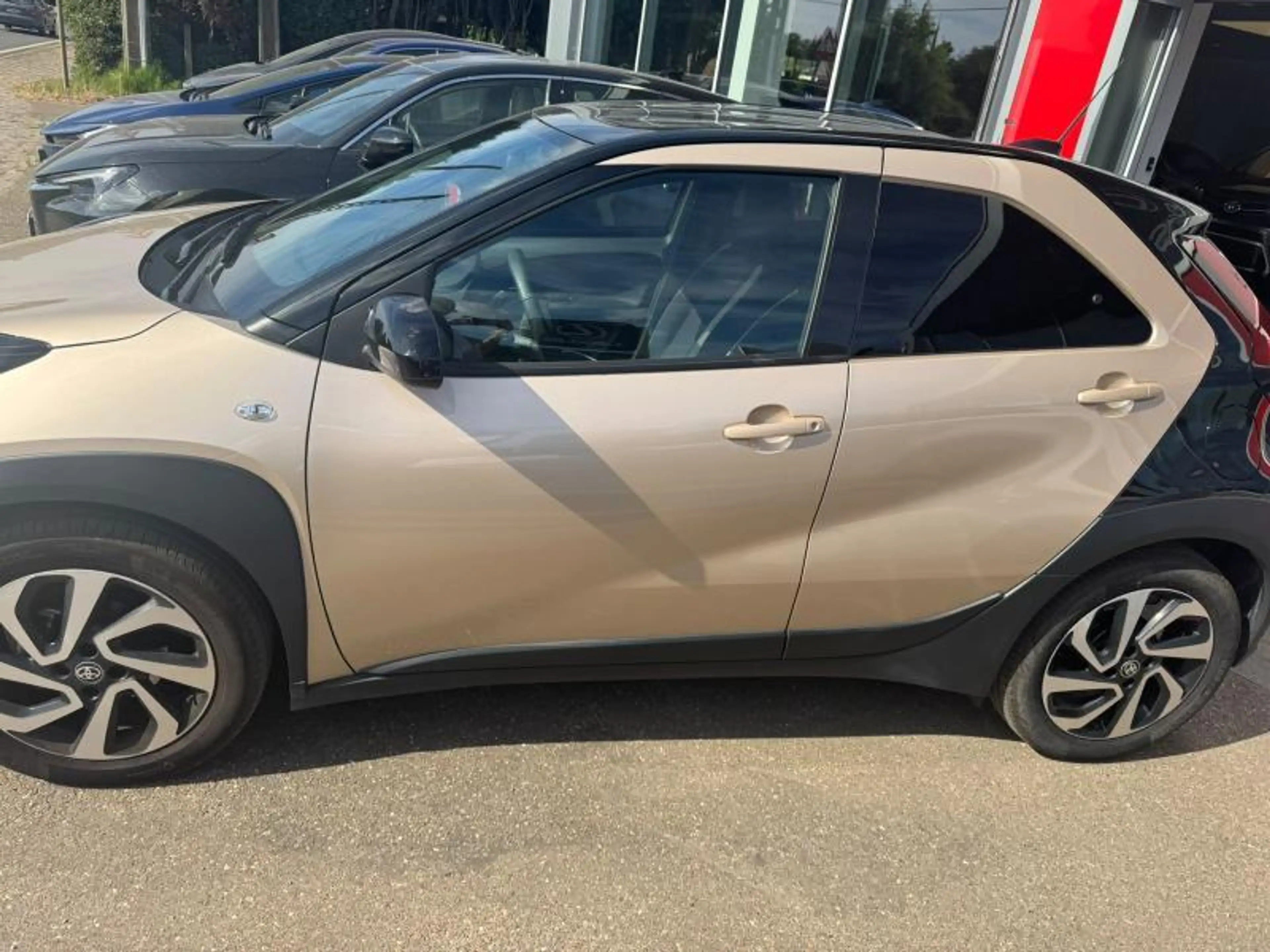Toyota Aygo X pulse — photo 3