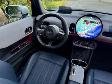 5 puertas C Favoured Aut.