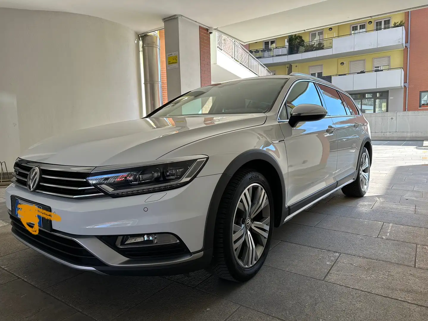 Volkswagen Passat Alltrack 2.0 tdi 4motion 190cv dsg - 2