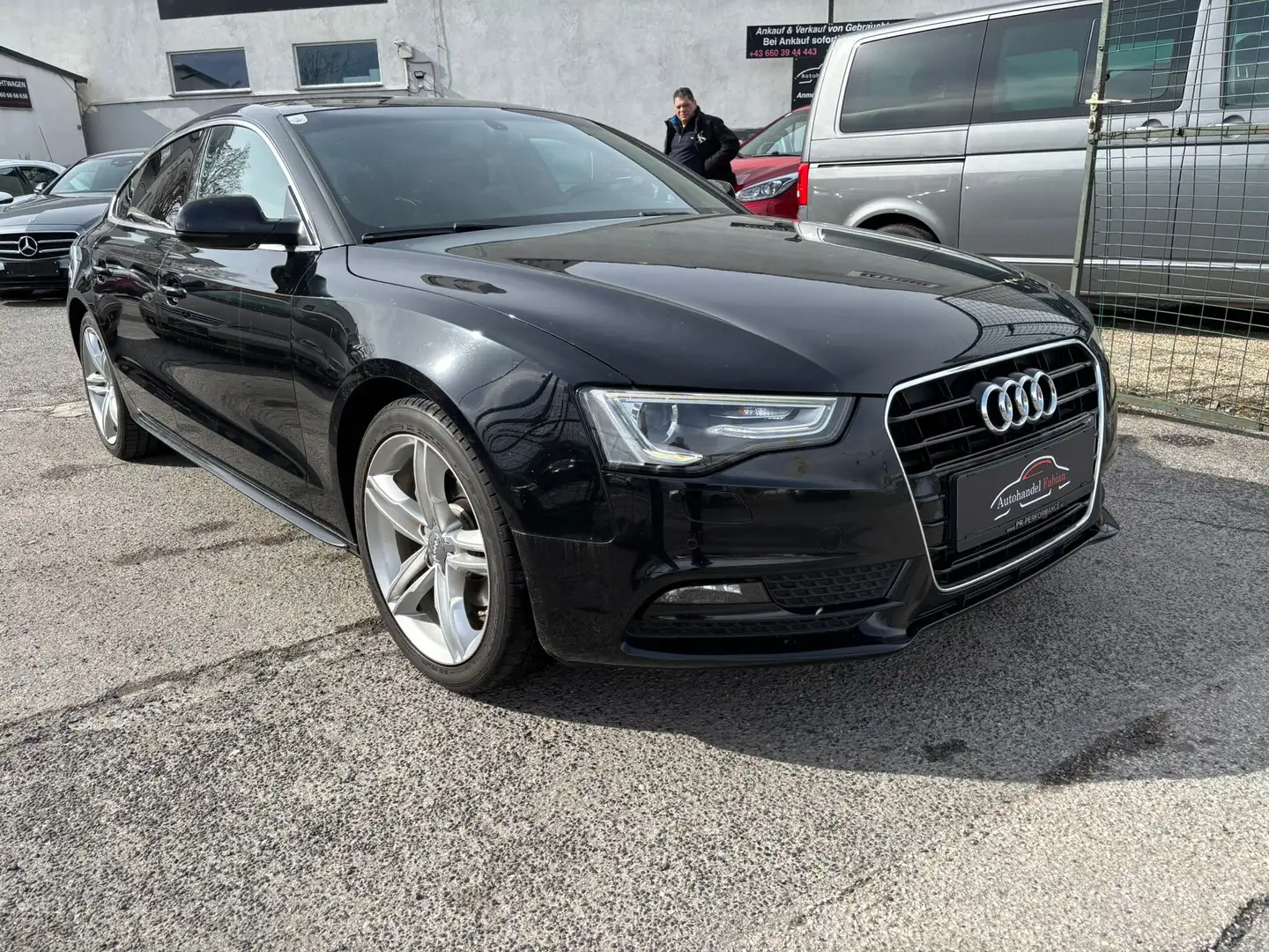 Audi A5 Sportback 1,8 TFSI 170PS Serviceheft 8xBereift Schwarz - 1
