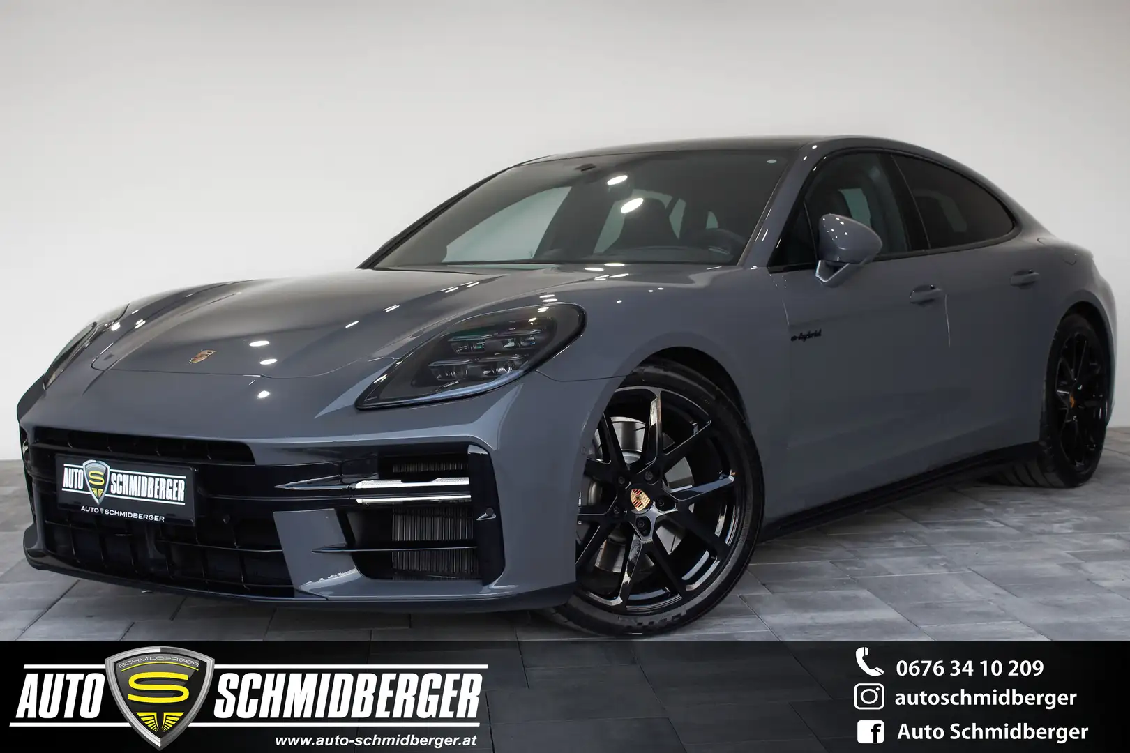 Porsche Panamera 4 E-Hybrid*SPORT-DESIGN*EXCLUSIVE-MANUFAKTUR*BOSE* Grau - 1