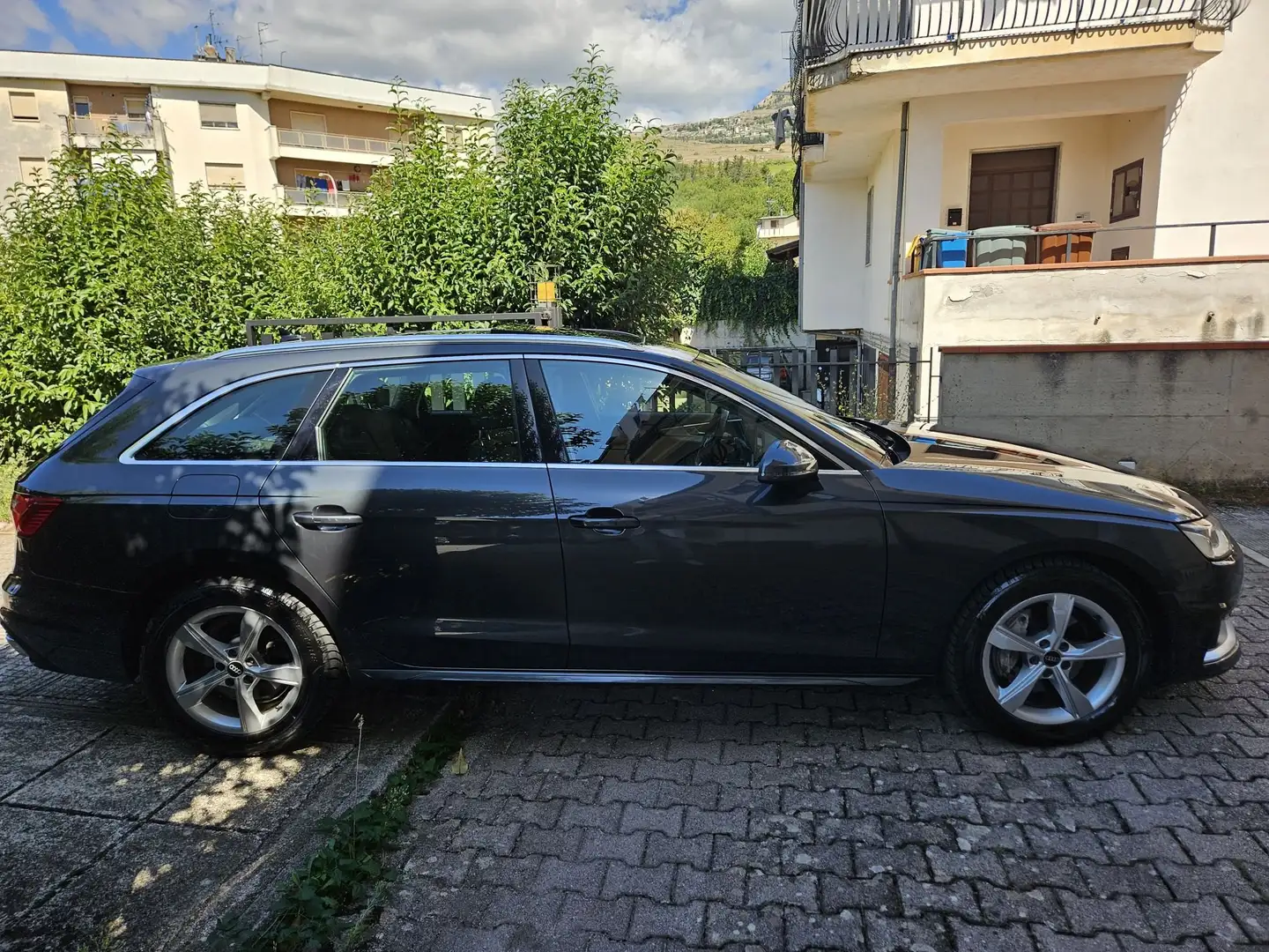 Audi A4 A4 Avant 40 2.0 tdi mhev quattro 204cv s-tronic Grigio - 2