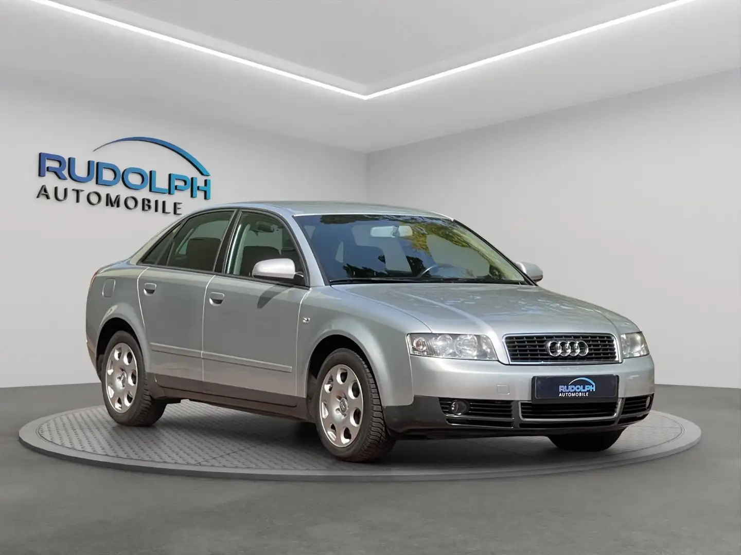 Audi A4 2.5 TDI AUTOMATIK LEDER TÜV NEU Silber - 1