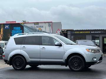 2.0 DI-D Invite 4WD **EXPORT*7-Sitze**